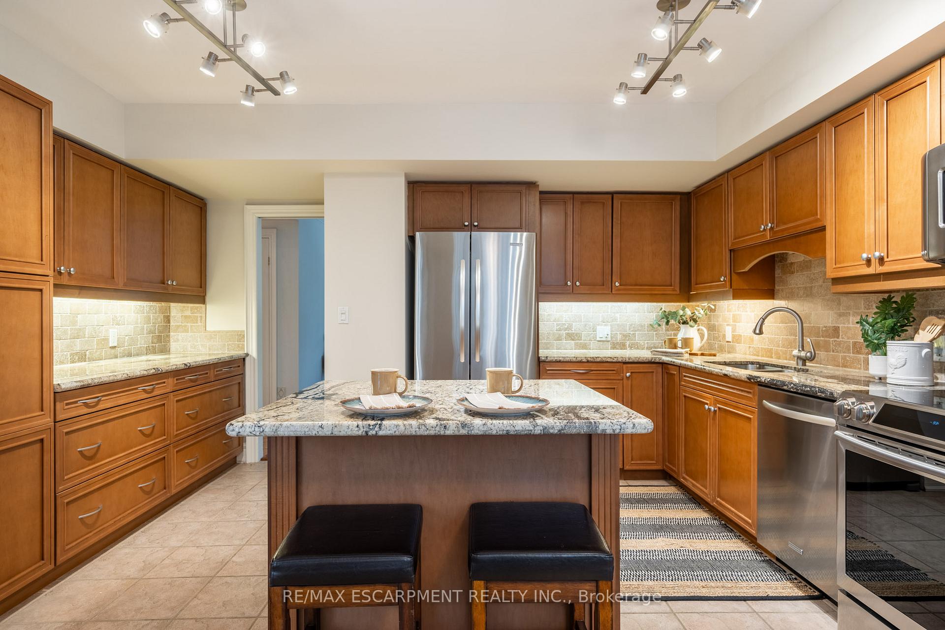 Photo 28 of Unit 201, 77 Governors Road, Hamilton, Dundas — HOMEH