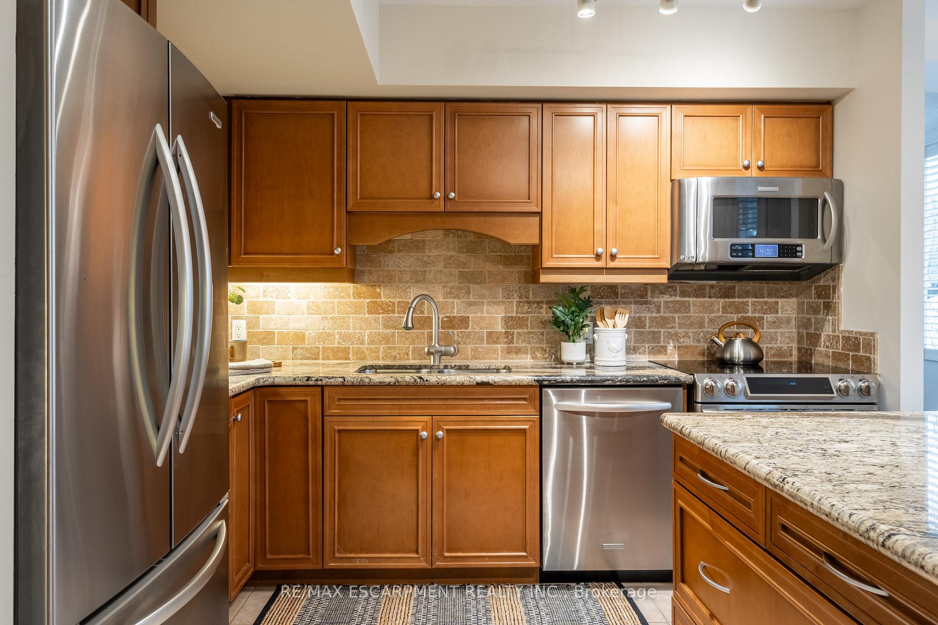 Photo 31 of Unit 201, 77 Governors Road, Hamilton, Dundas — HOMEH