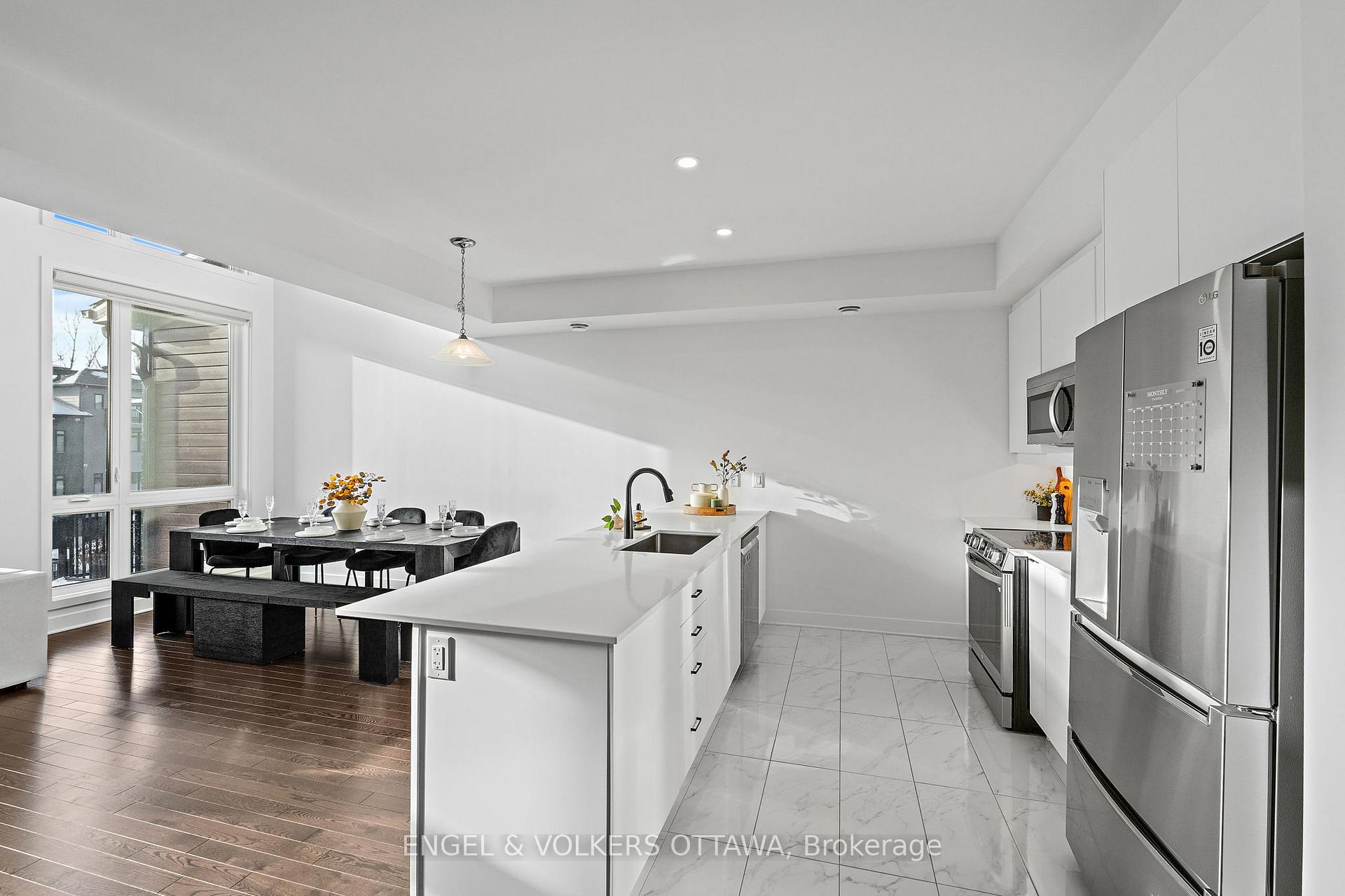 Photo 6 of 507 Crescendo Private, Ottawa, Riverside South/Gloucester Glen — HOMEH