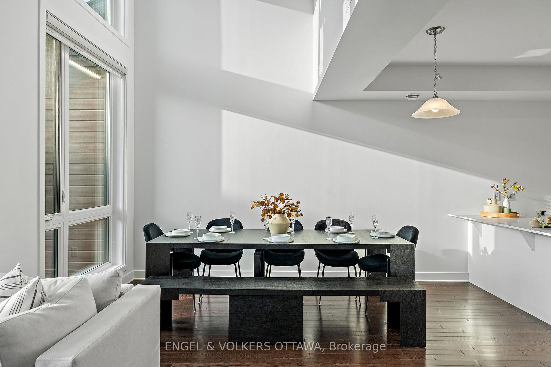 Photo 10 of 507 Crescendo Private, Ottawa, Riverside South/Gloucester Glen — HOMEH