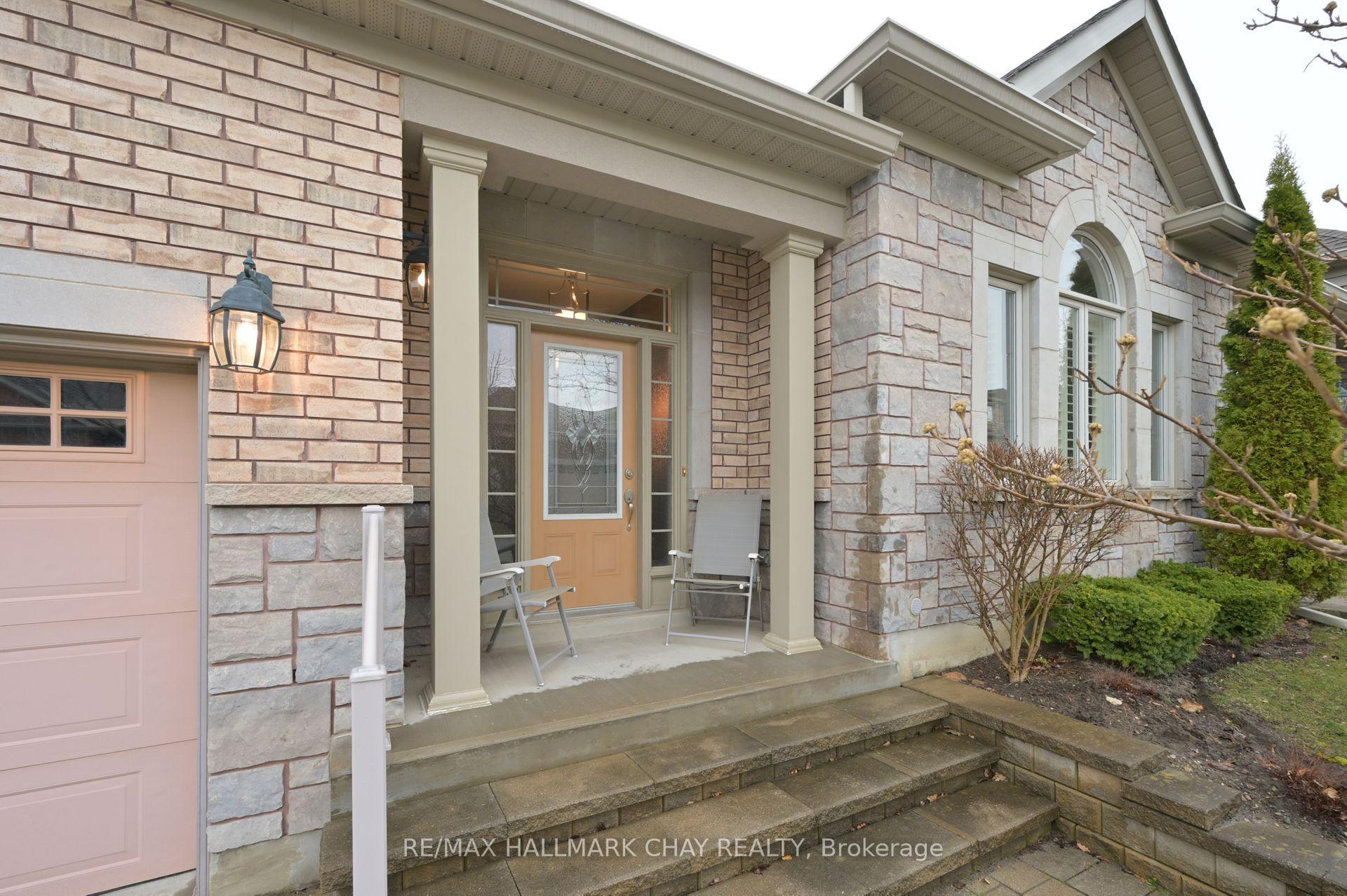 Photo 2 of 152 Ridge Way, New Tecumseth, Rural New Tecumseth — HOMEH