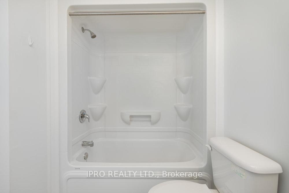 Photo 18 of Unit 417, 1900 Simcoe Street N, Oshawa, Samac — HOMEH