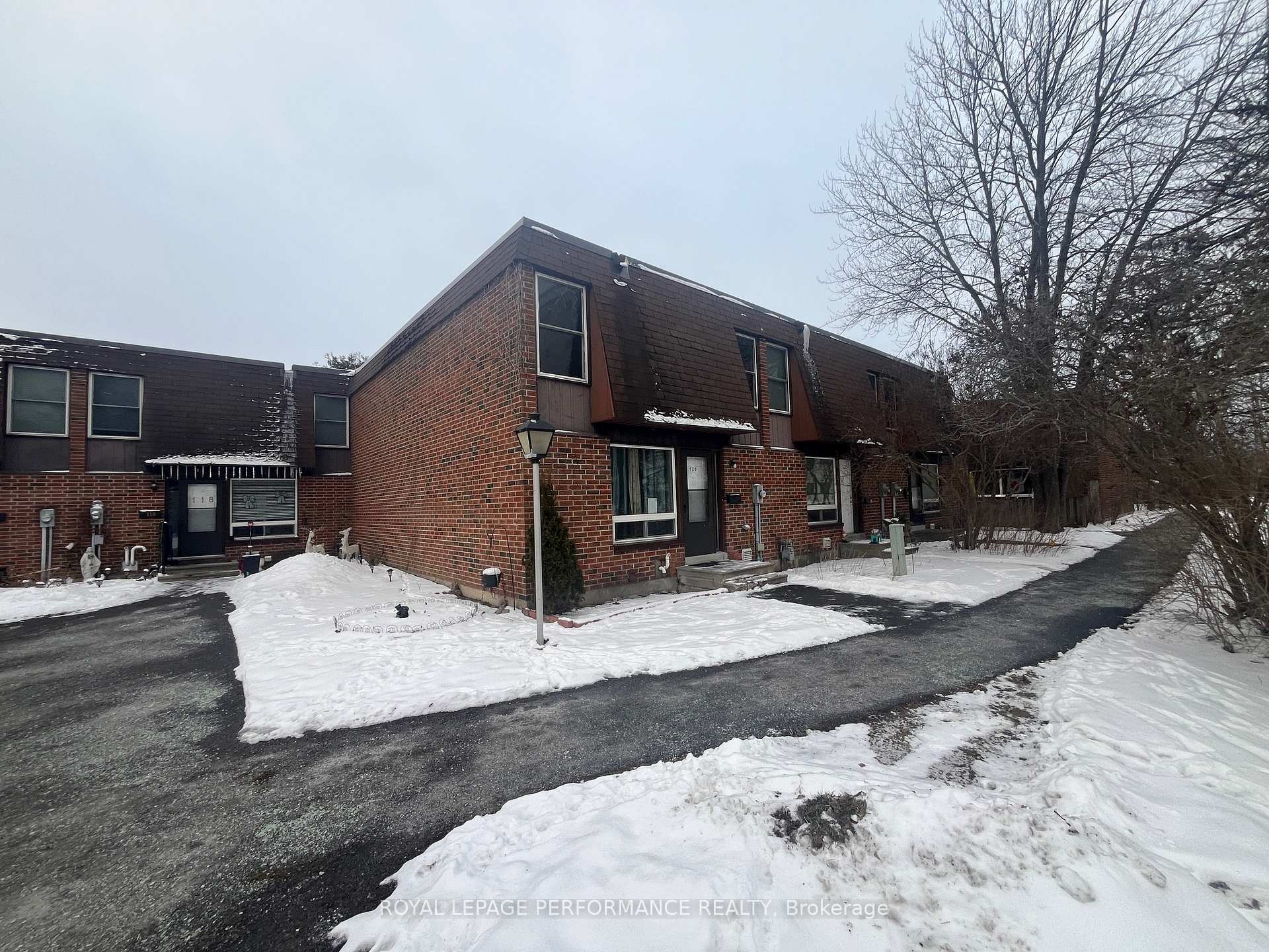 Photo 2 of Unit 120, 2250 Cotters Crescent, Ottawa, Windsor Park Village — HOMEH