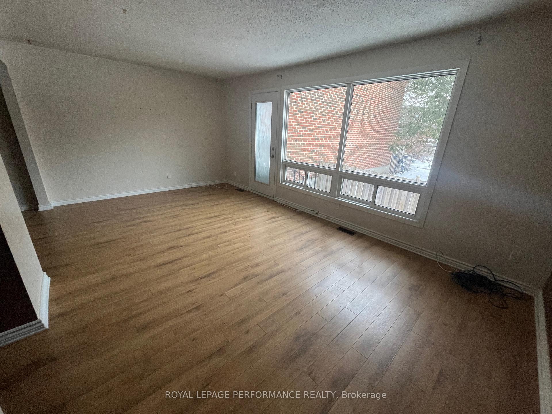Photo 6 of Unit 120, 2250 Cotters Crescent, Ottawa, Windsor Park Village — HOMEH