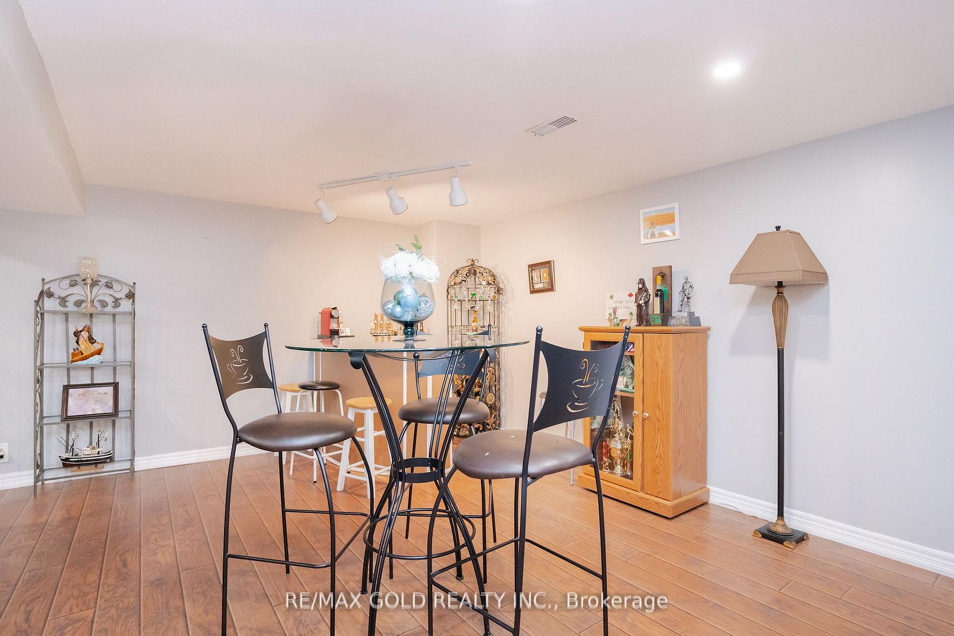 Photo 29 of 15 Castlemore Drive, Brampton, Brampton East — HOMEH