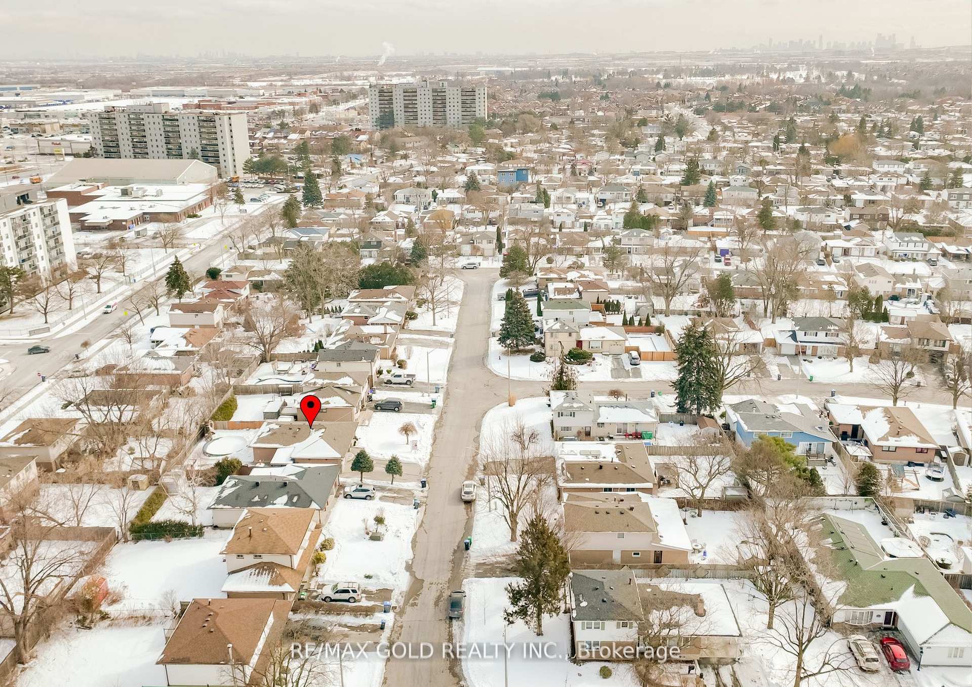Photo 43 of 15 Castlemore Drive, Brampton, Brampton East — HOMEH