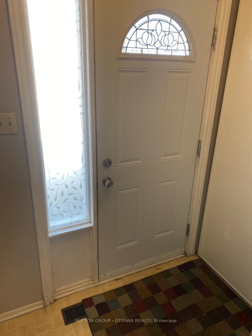 Photo 10 of Unit 33, 6896 Bilberry Drive, Ottawa, Convent Glen North — HOMEH