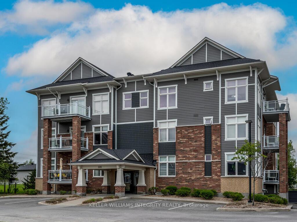 Front of Unit 302, 335 Elizabeth Cosgrove Private