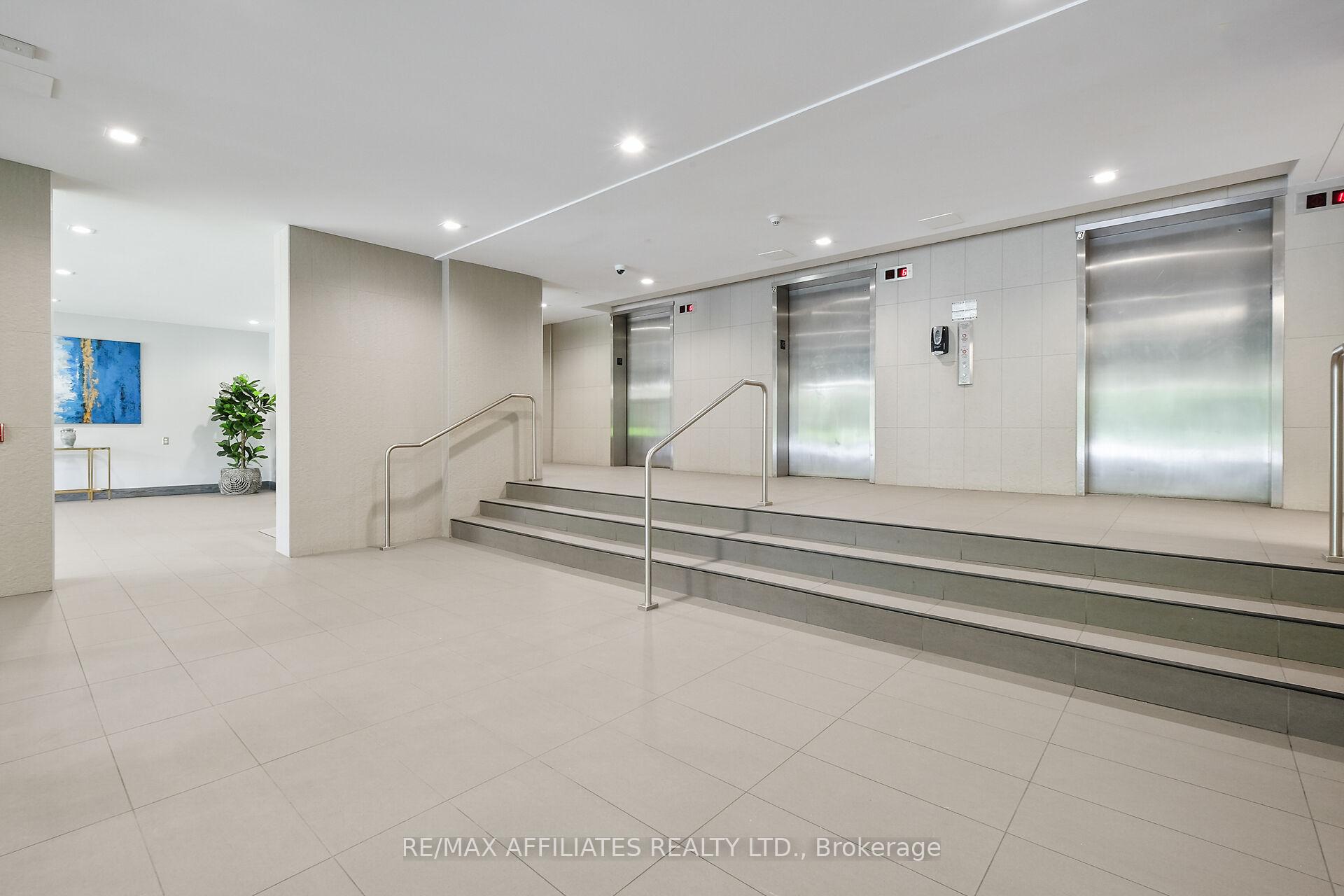 Photo 4 of Unit 1209, 665 Bathgate Drive, Ottawa, Carson Meadows — HOMEH