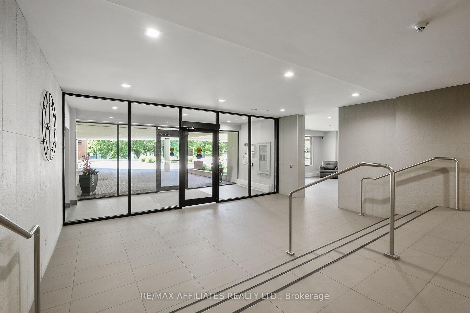Photo 5 of Unit 1209, 665 Bathgate Drive, Ottawa, Carson Meadows — HOMEH