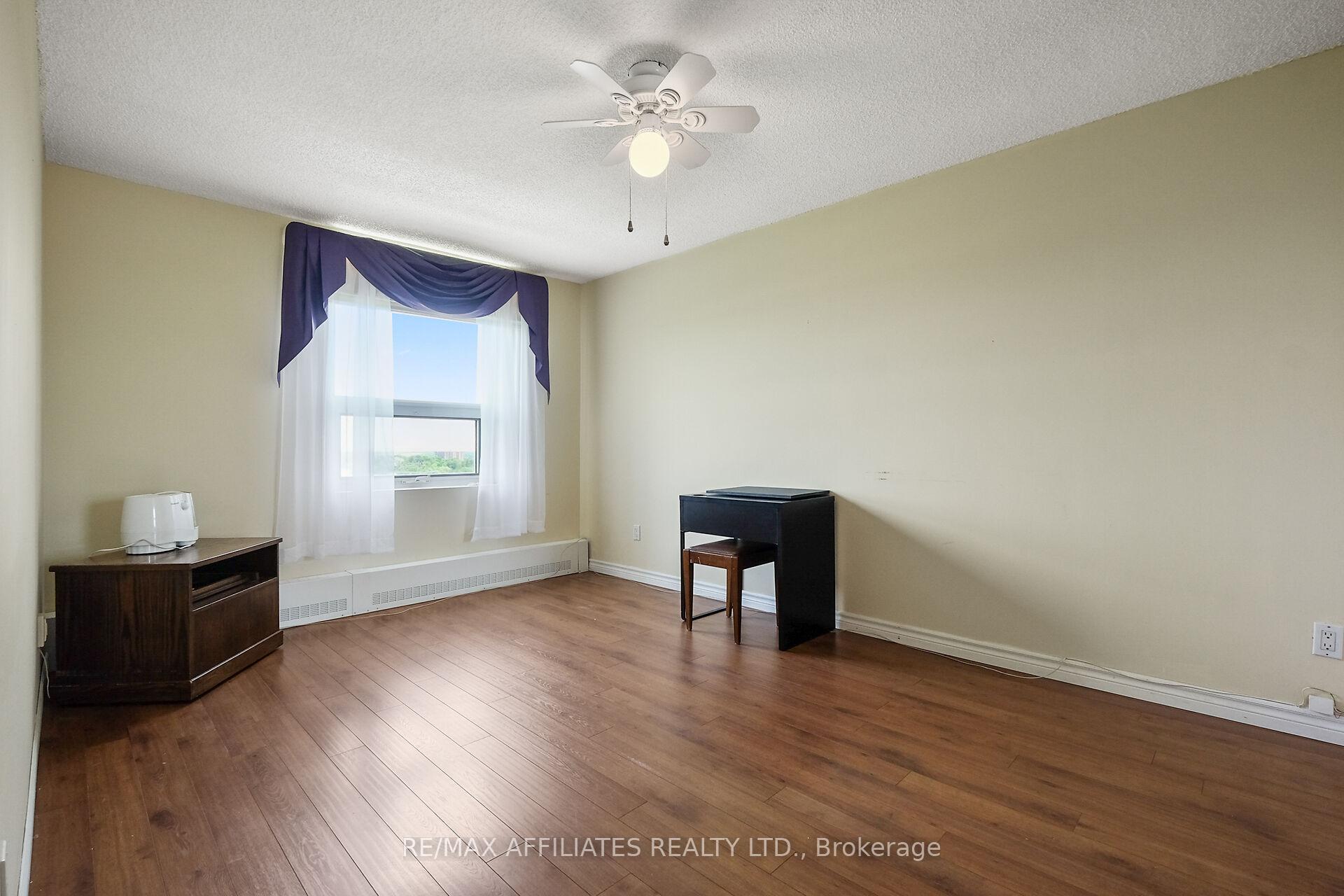 Photo 17 of Unit 1209, 665 Bathgate Drive, Ottawa, Carson Meadows — HOMEH