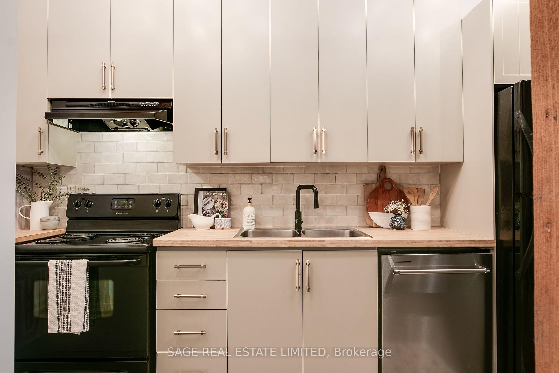 Photo 8 of Unit 229, 68 Broadview Avenue, Toronto, South Riverdale — HOMEH
