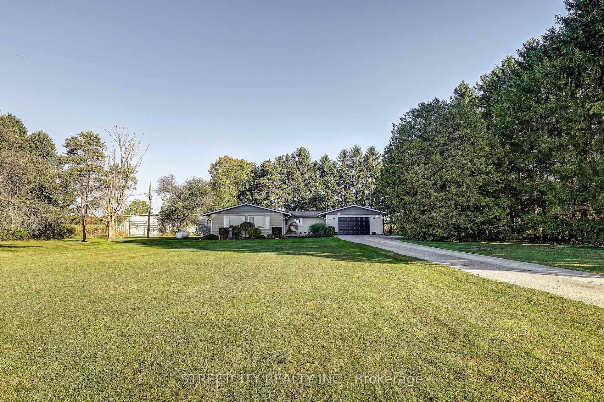 Photo 2 of 35242 Scotch Line, Central Elgin, Port Stanley — HOMEH