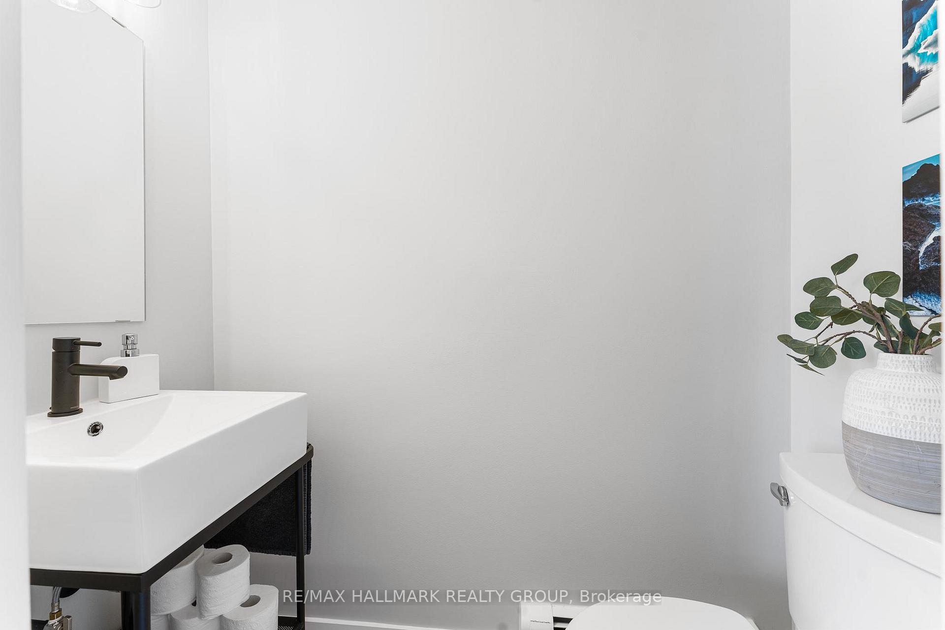 Photo 3 of 1158 Blasdell Avenue, Ottawa, Manor Park — HOMEH