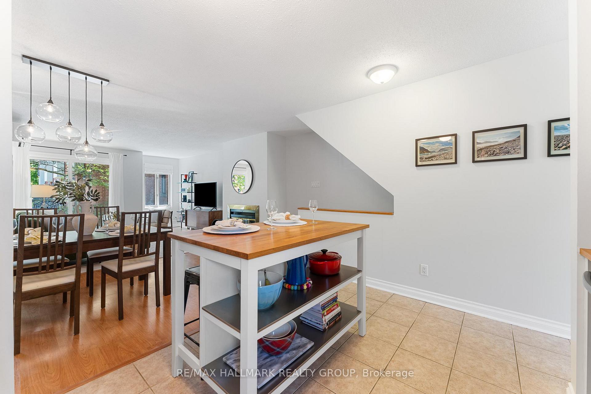 Photo 8 of 1158 Blasdell Avenue, Ottawa, Manor Park — HOMEH