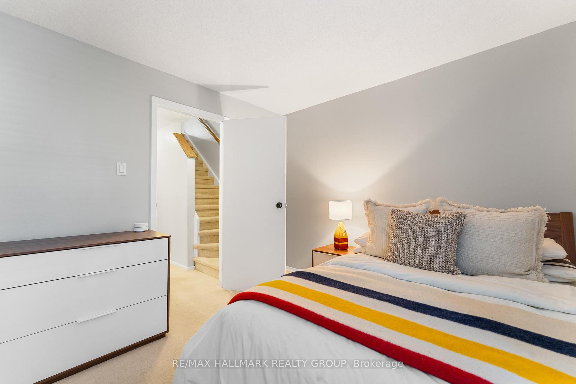 Photo 20 of 1158 Blasdell Avenue, Ottawa, Manor Park — HOMEH