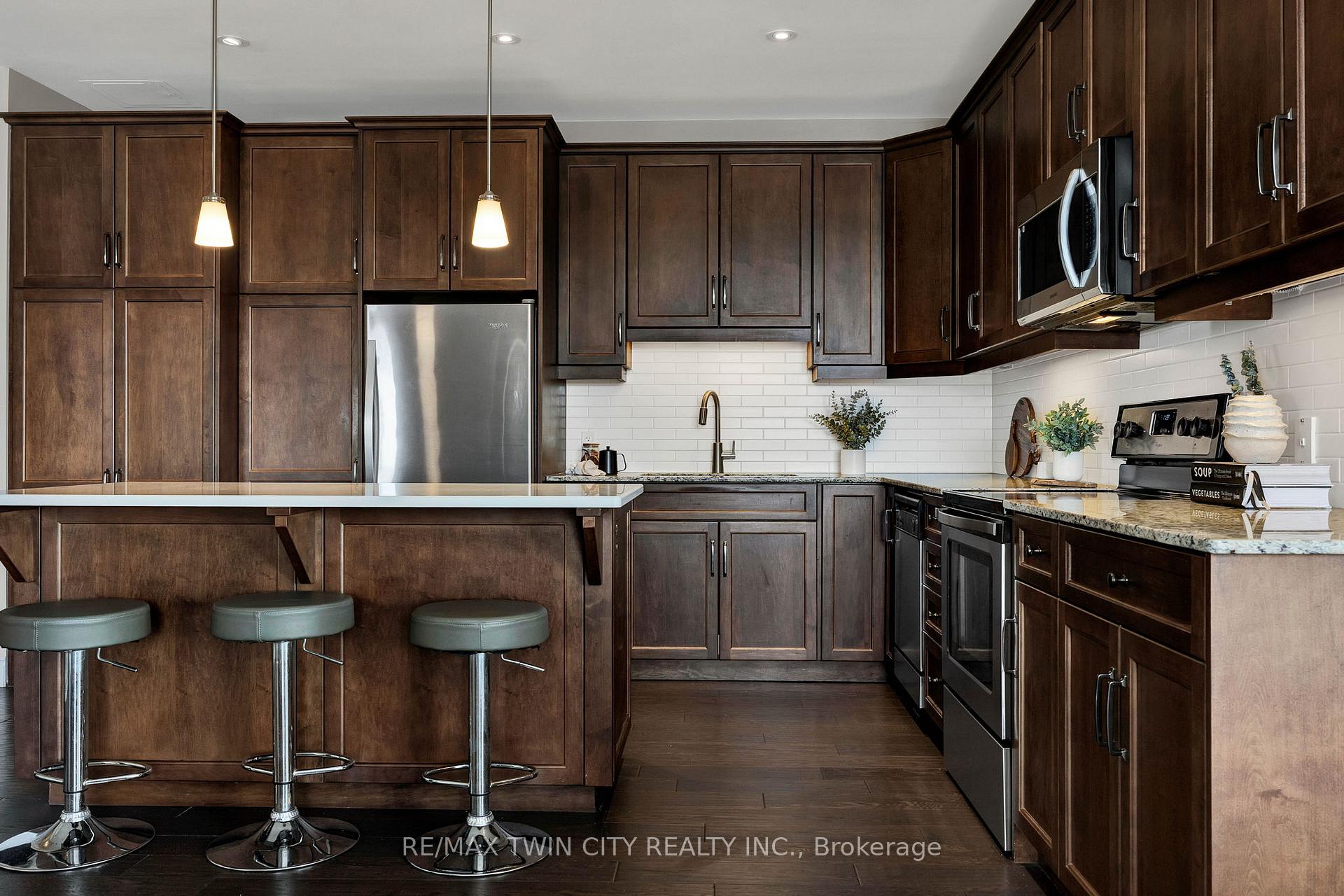 Photo 9 of Unit 808, 223 Erb Street W, Waterloo, Uptown West — HOMEH