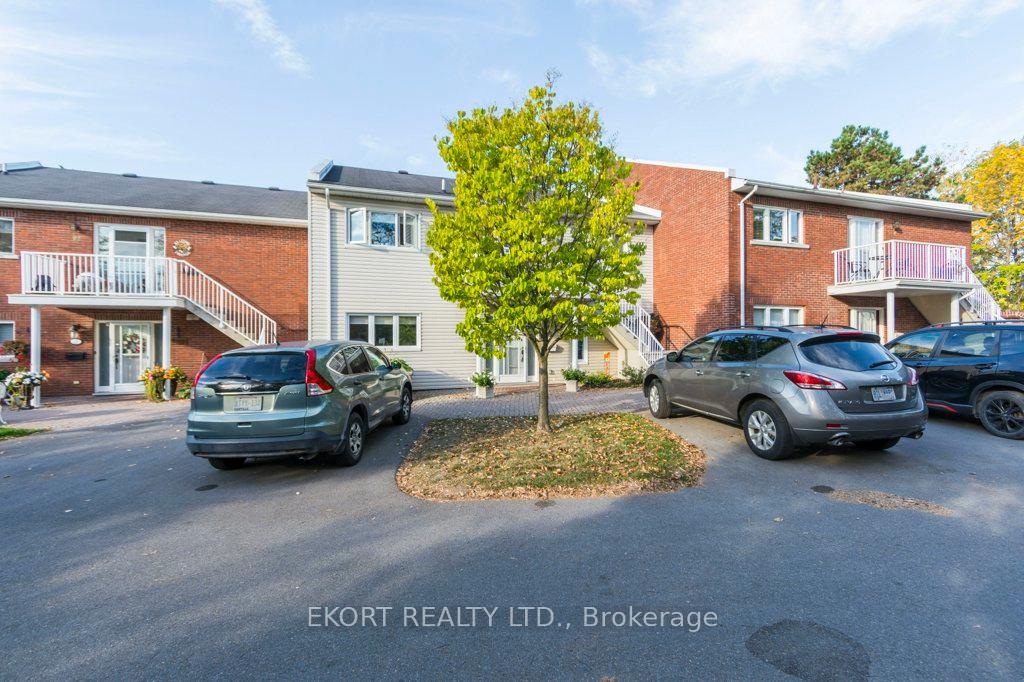 Photo 3 of Unit 19, 179 Herchimer Avenue, Belleville, Belleville Ward — HOMEH