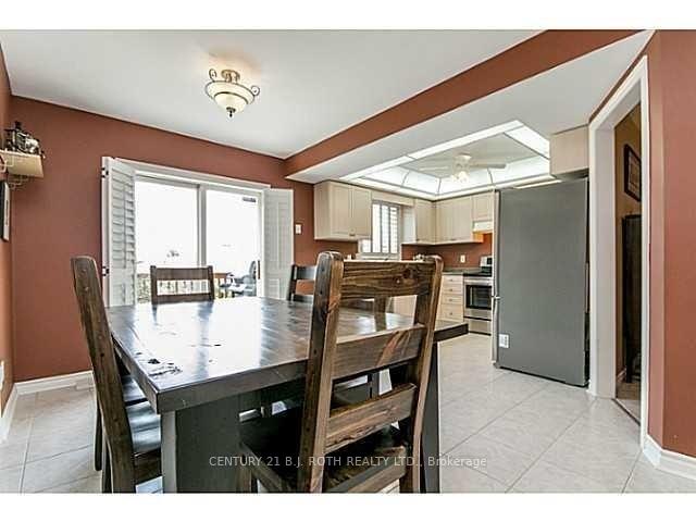 Photo 5 of Unit 1, 45 Butternut Drive, Barrie, Holly — HOMEH