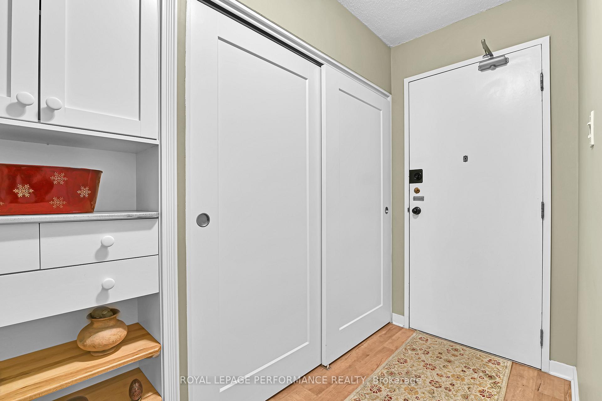 Photo 7 of Unit 409, 158A McArthur Avenue, Ottawa, Vanier — HOMEH