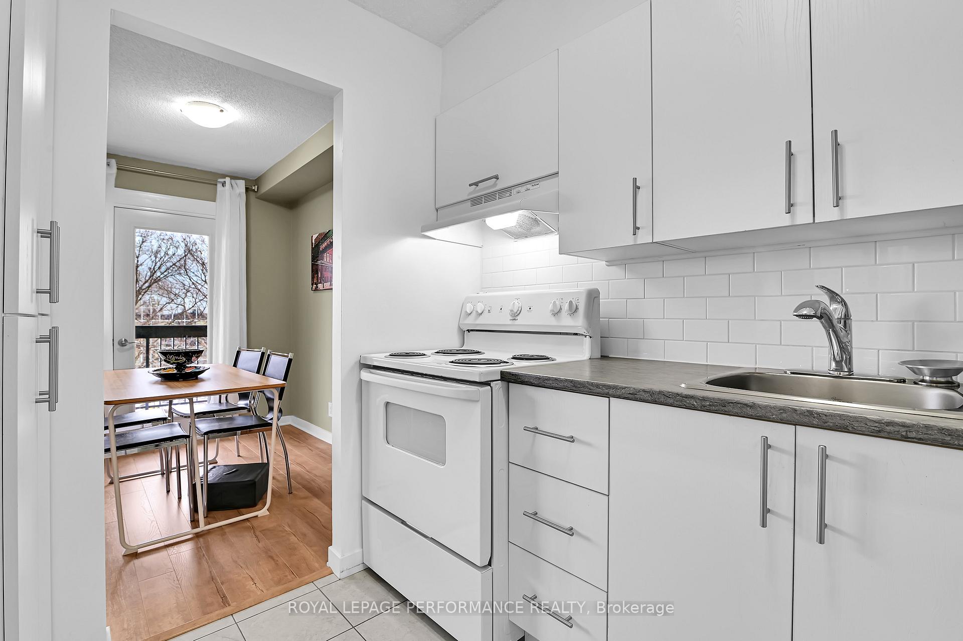 Photo 9 of Unit 409, 158A McArthur Avenue, Ottawa, Vanier — HOMEH