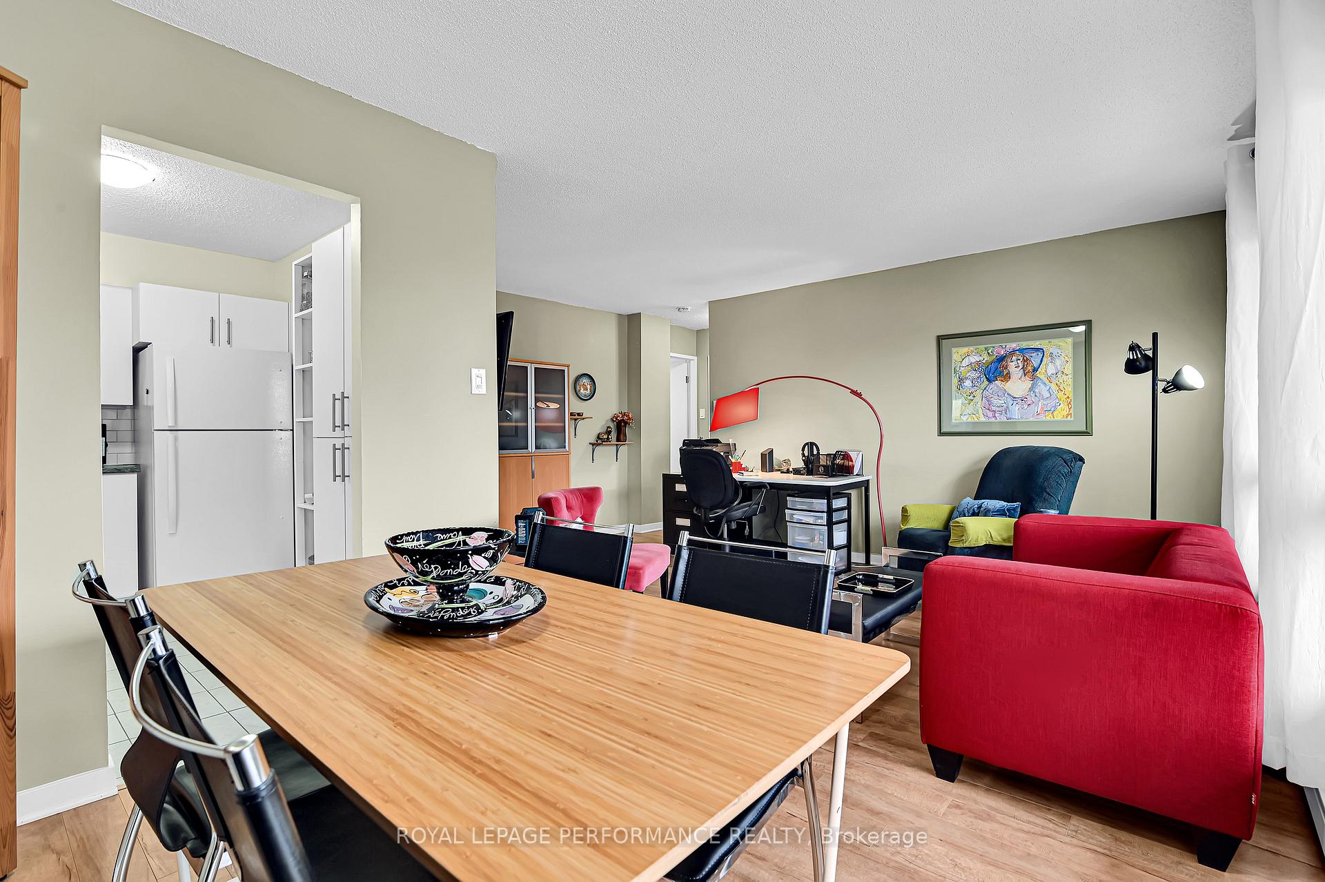 Photo 12 of Unit 409, 158A McArthur Avenue, Ottawa, Vanier — HOMEH