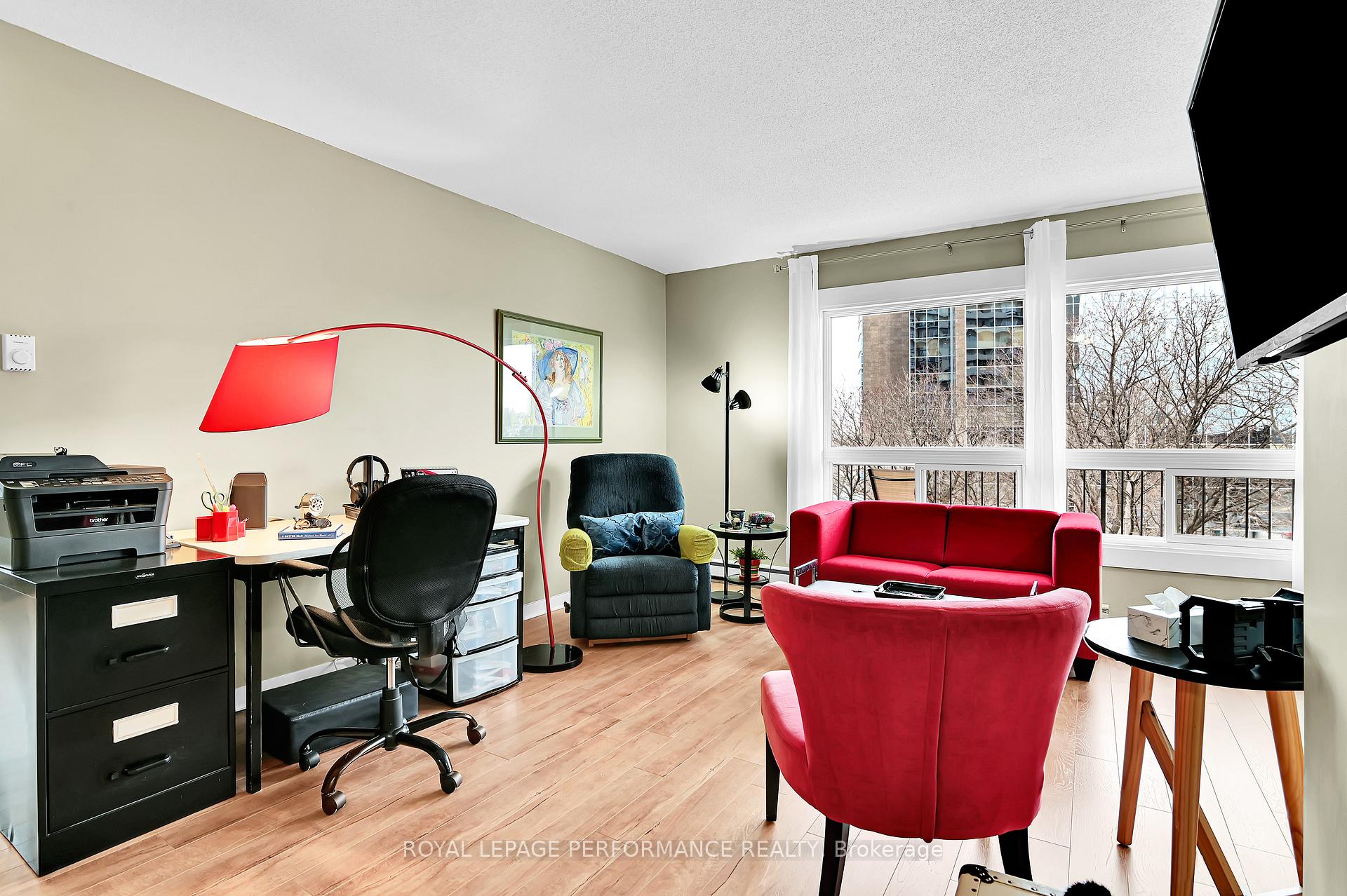 Photo 13 of Unit 409, 158A McArthur Avenue, Ottawa, Vanier — HOMEH