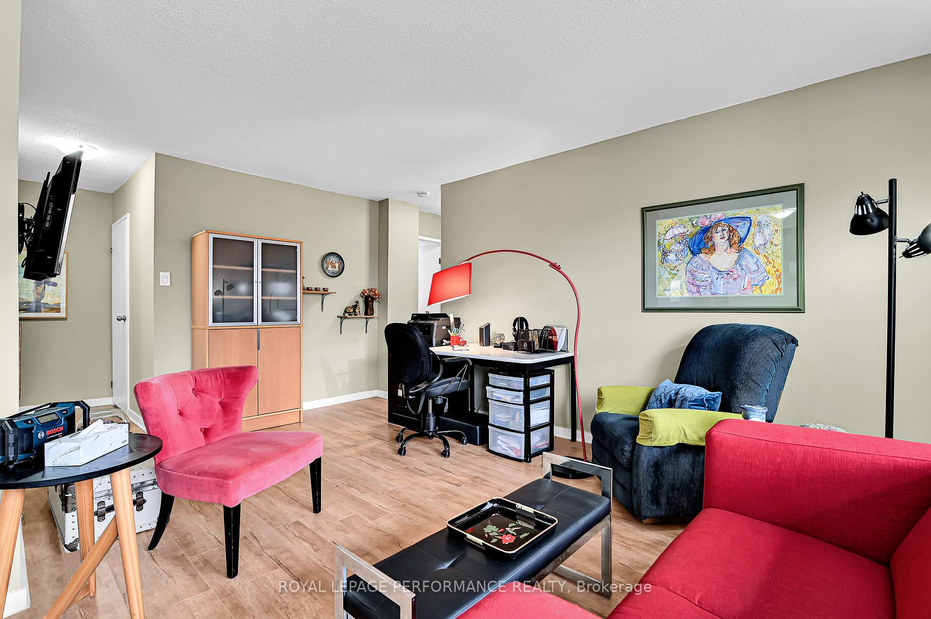 Photo 14 of Unit 409, 158A McArthur Avenue, Ottawa, Vanier — HOMEH