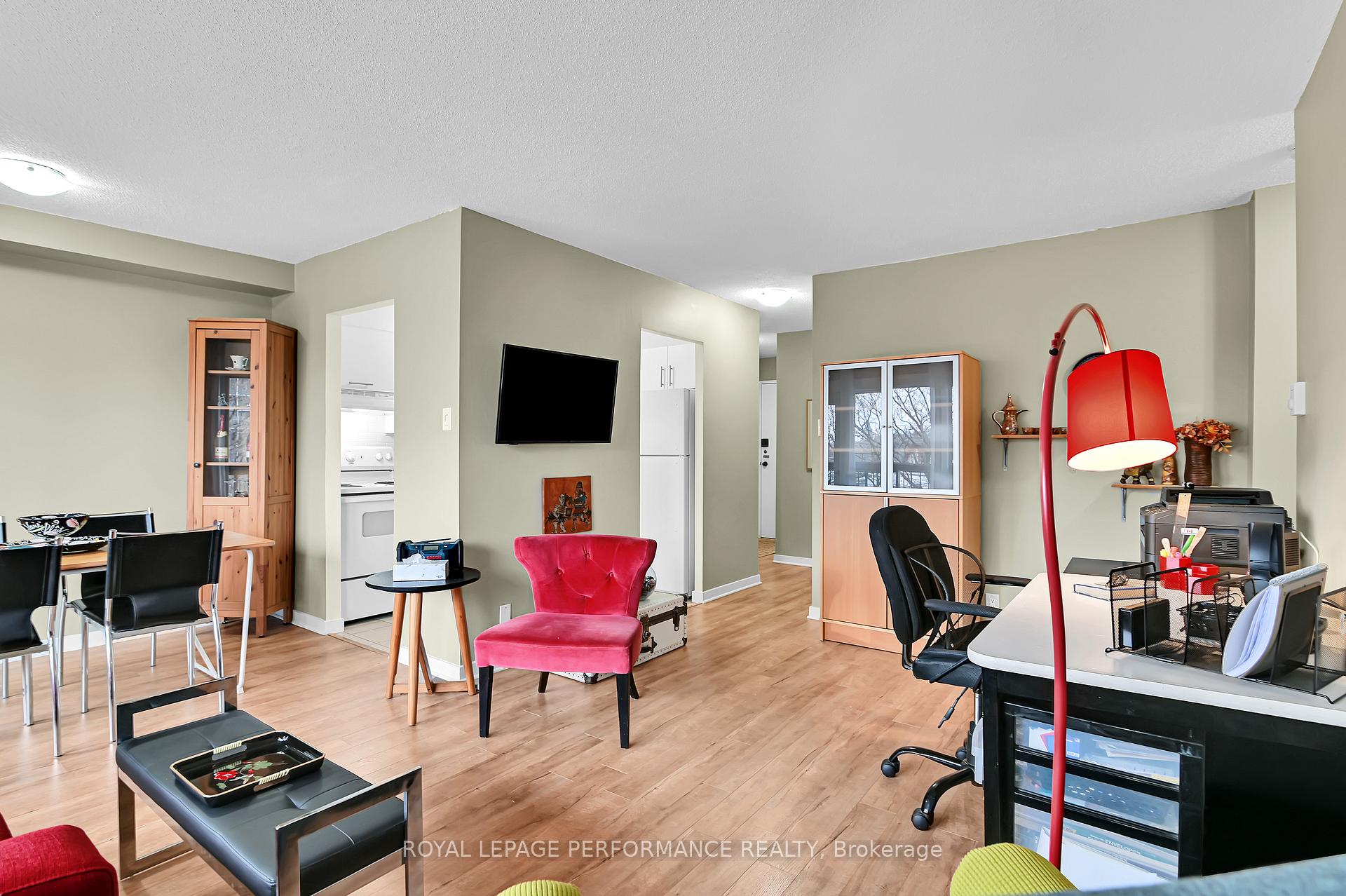 Photo 15 of Unit 409, 158A McArthur Avenue, Ottawa, Vanier — HOMEH