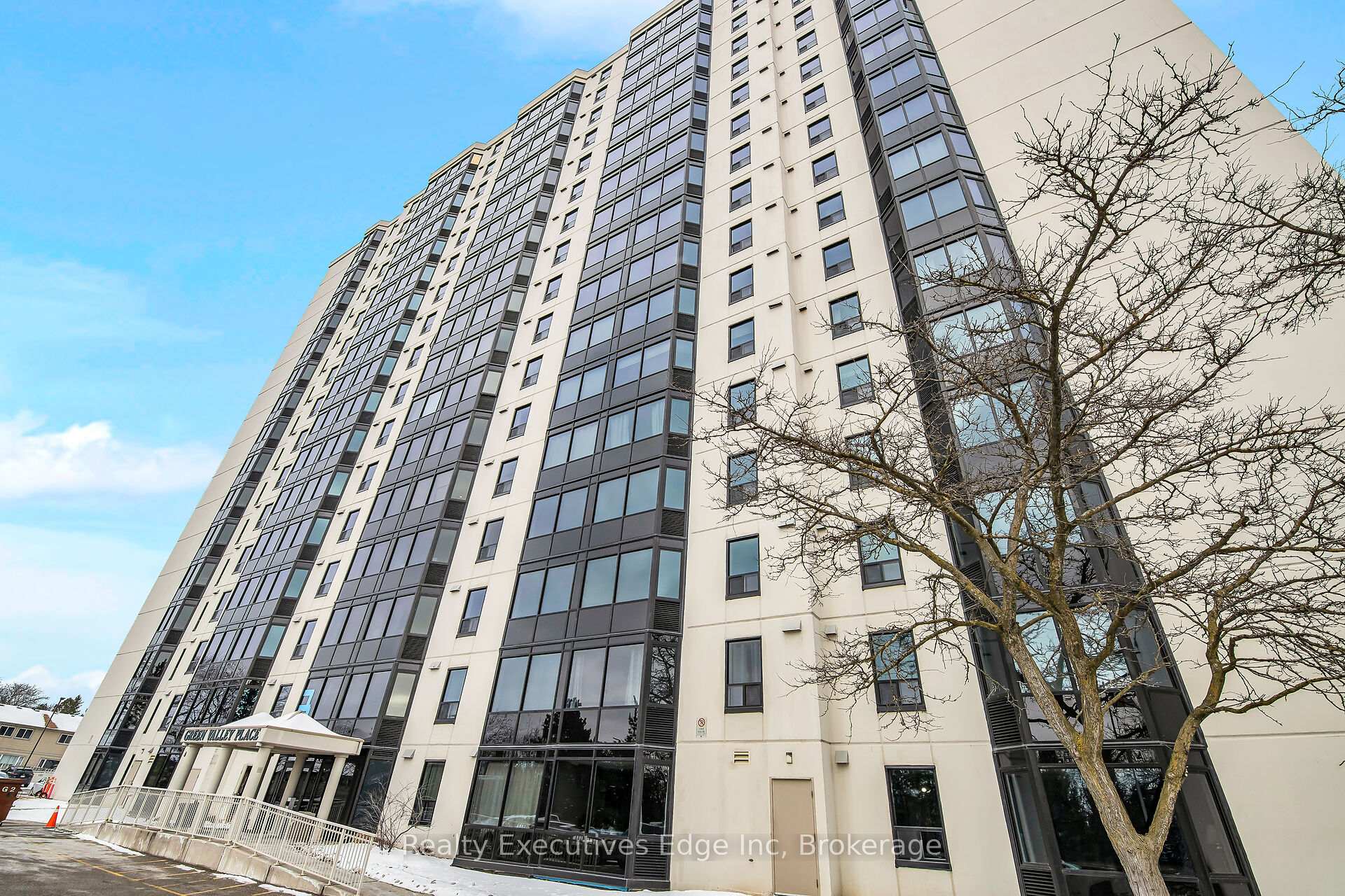 Photo 3 of Unit 105, 35 Green Valley Drive S, Kitchener — HOMEH