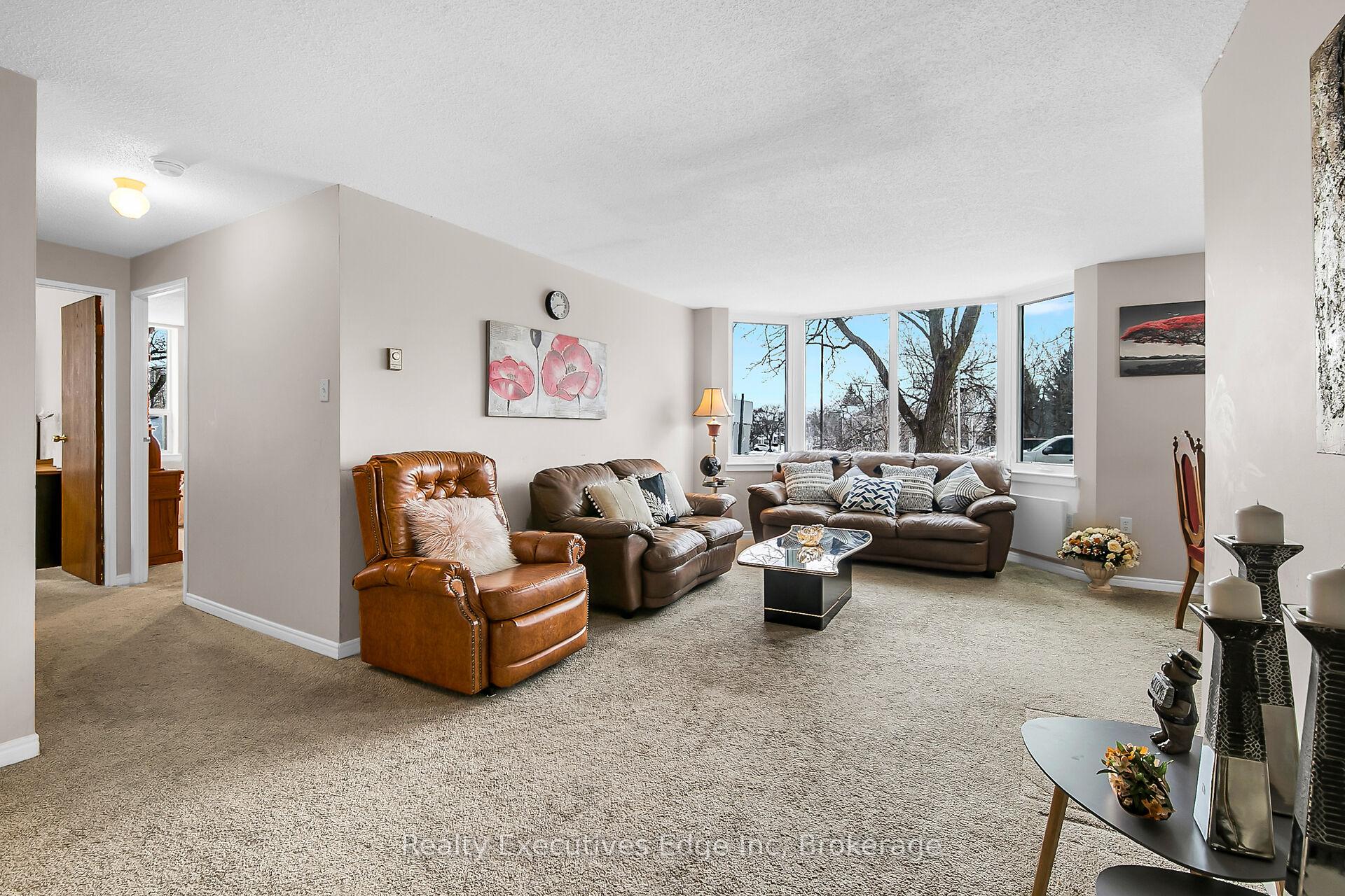 Photo 7 of Unit 105, 35 Green Valley Drive S, Kitchener — HOMEH