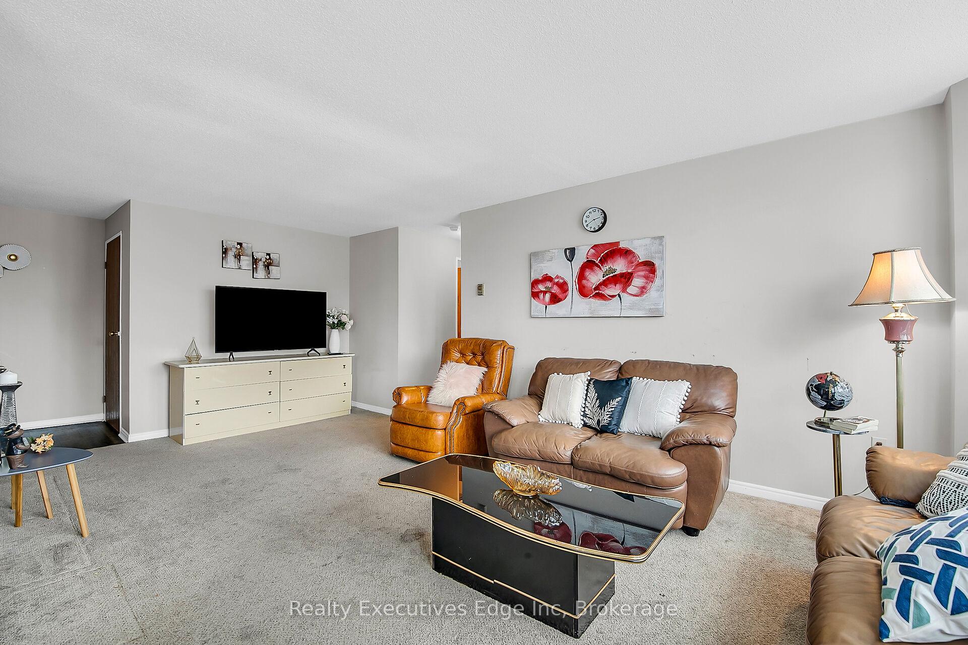 Photo 9 of Unit 105, 35 Green Valley Drive S, Kitchener — HOMEH