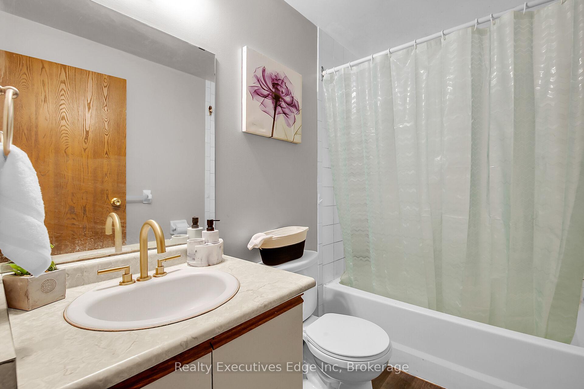 Photo 14 of Unit 105, 35 Green Valley Drive S, Kitchener — HOMEH