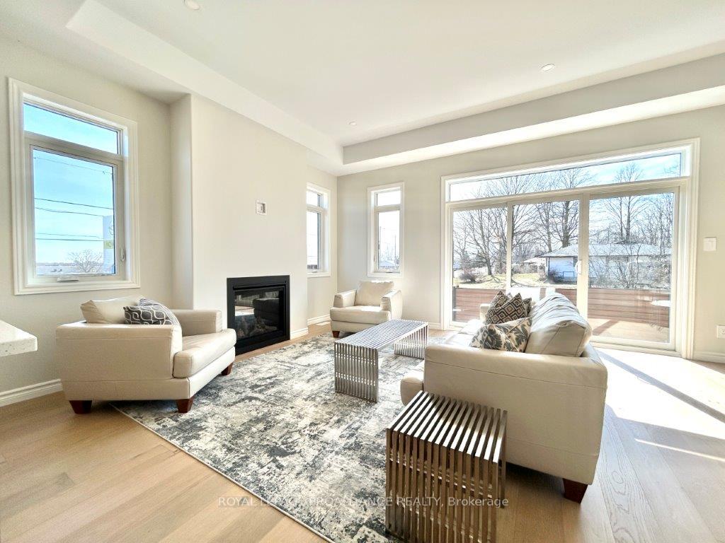 Photo 9 of 2-99 Cloverleaf Drive, Belleville, Thurlow Ward — HOMEH