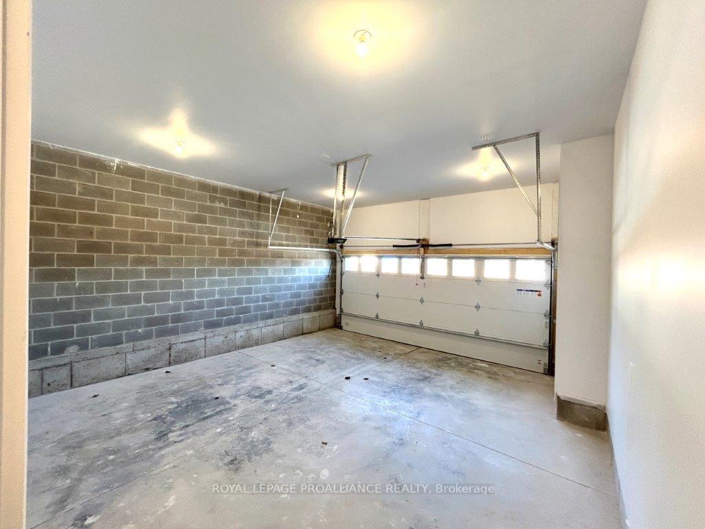 Photo 14 of 2-99 Cloverleaf Drive, Belleville, Thurlow Ward — HOMEH