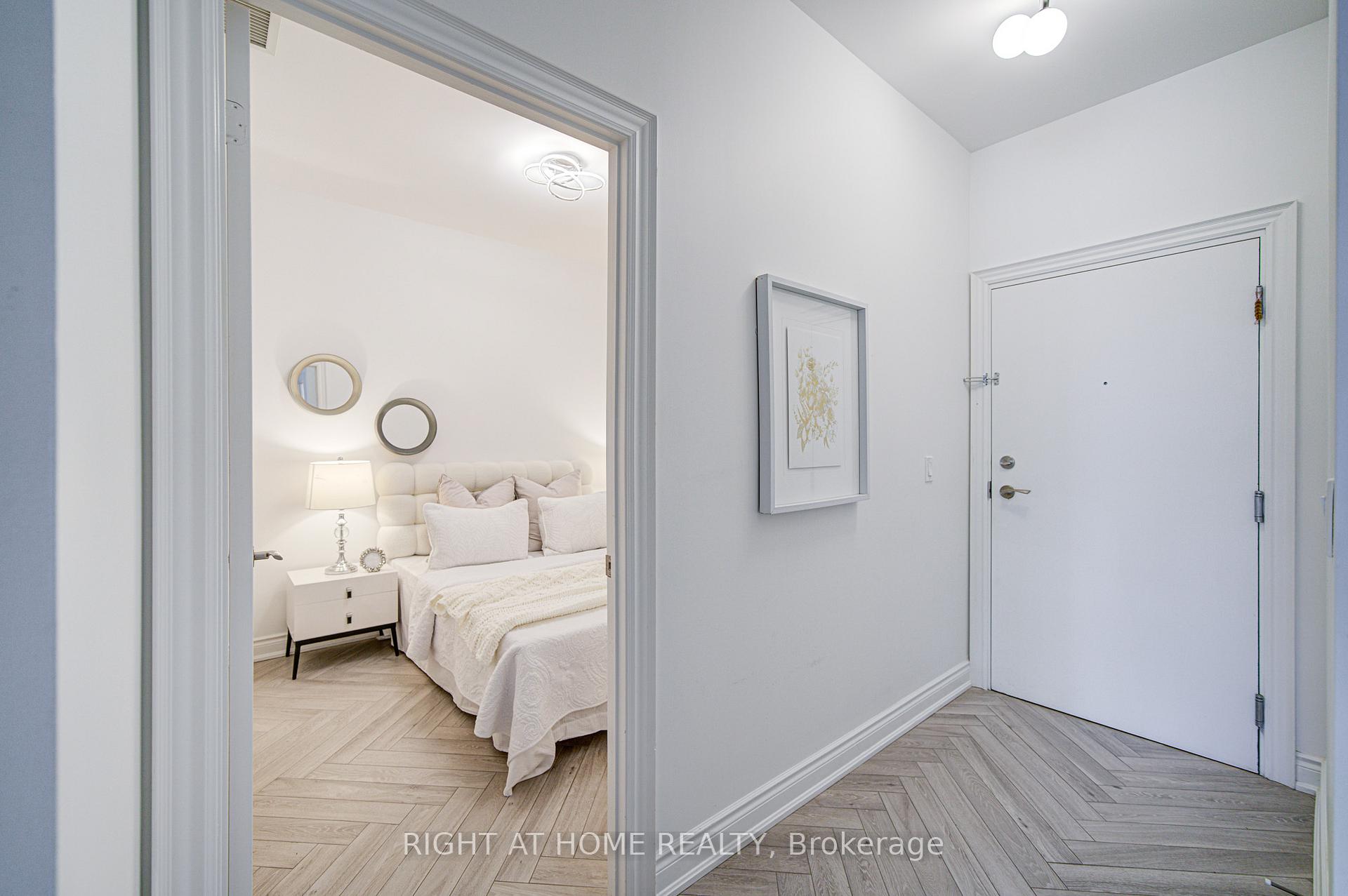 Photo 6 of Unit C103, 38 Cedarland Drive, Markham, Unionville — HOMEH