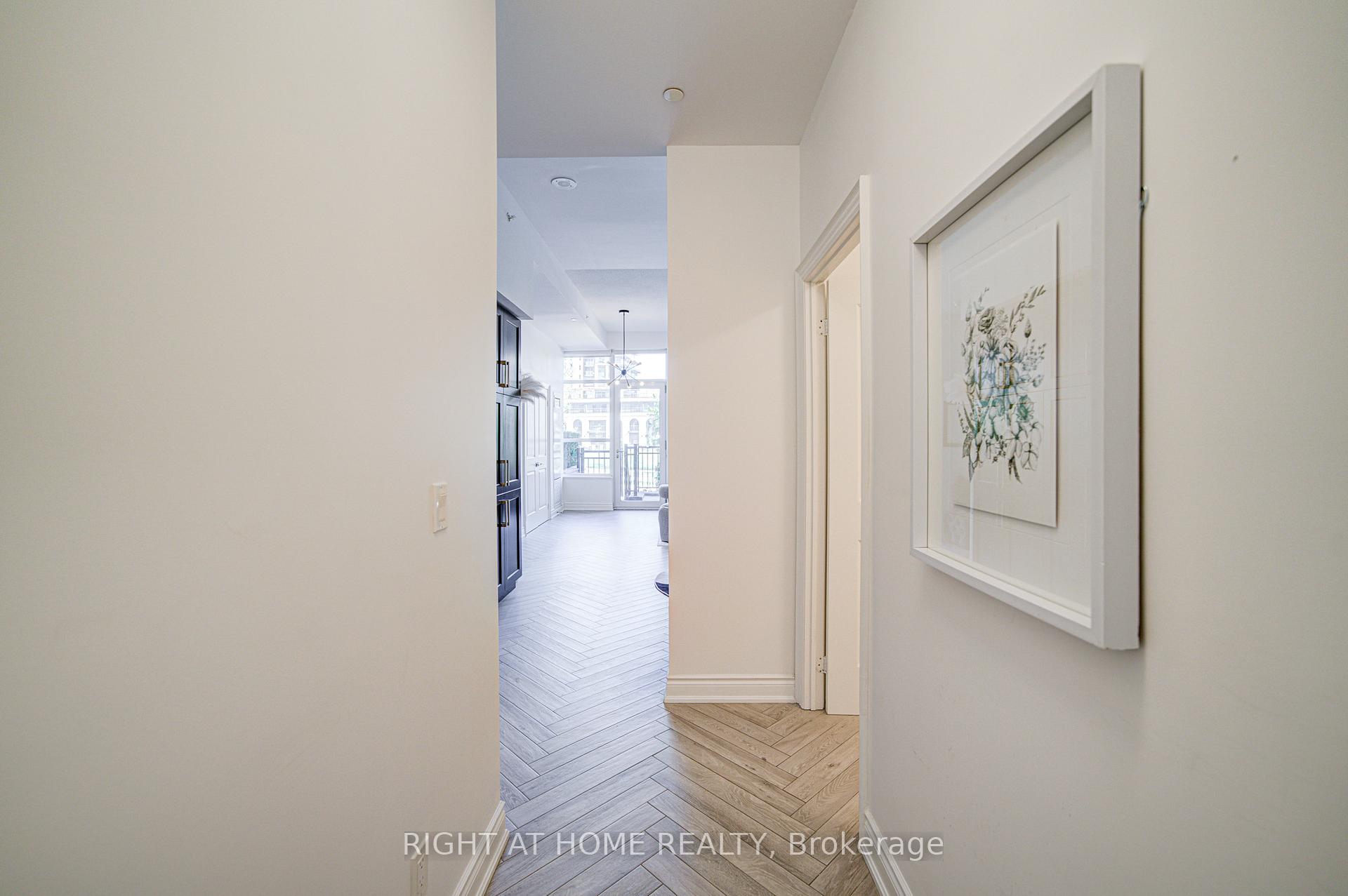 Photo 8 of Unit C103, 38 Cedarland Drive, Markham, Unionville — HOMEH