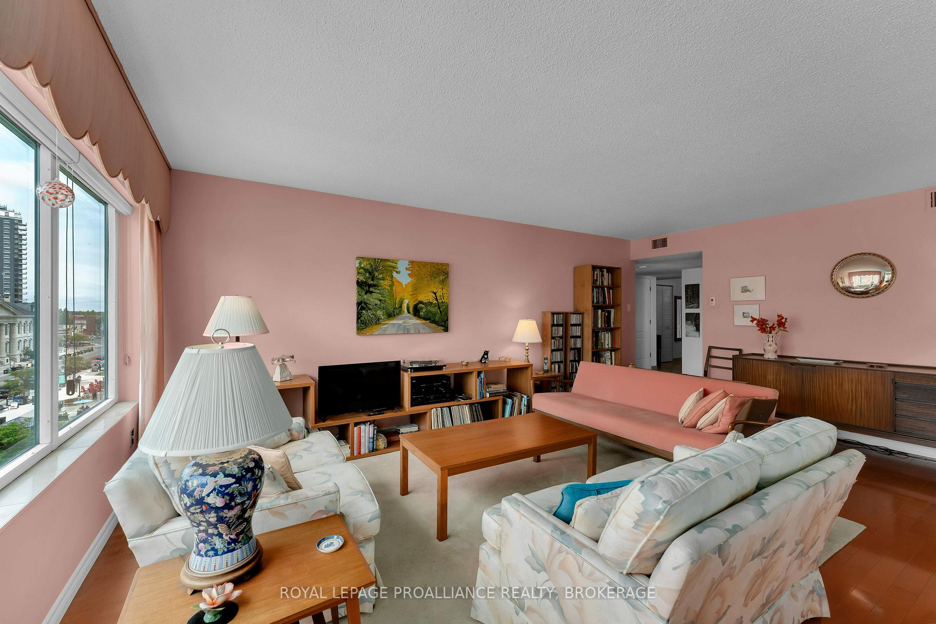 Photo 15 of Unit 403, 185 Ontario Street, Kingston, Central City East — HOMEH