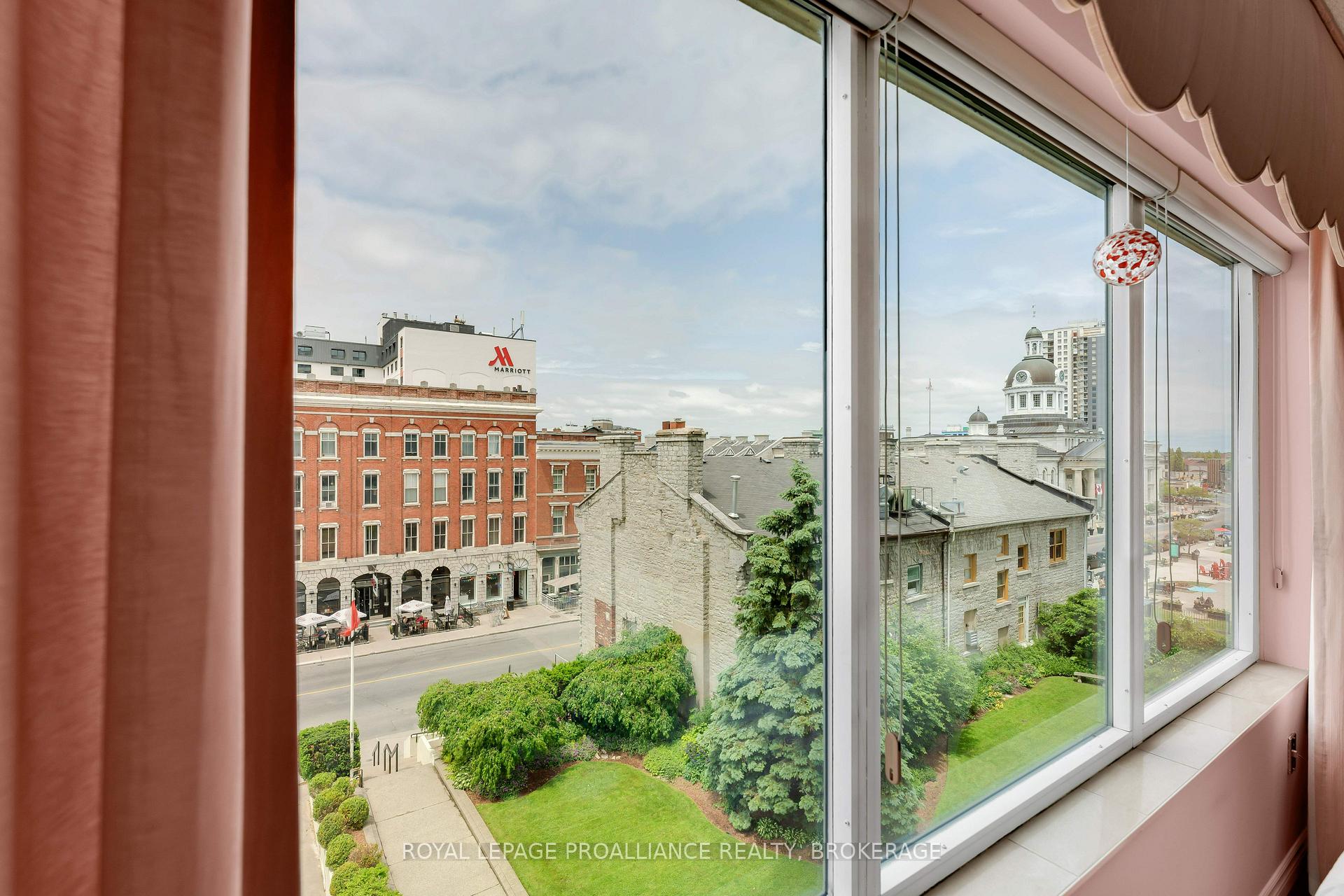 Photo 16 of Unit 403, 185 Ontario Street, Kingston, Central City East — HOMEH