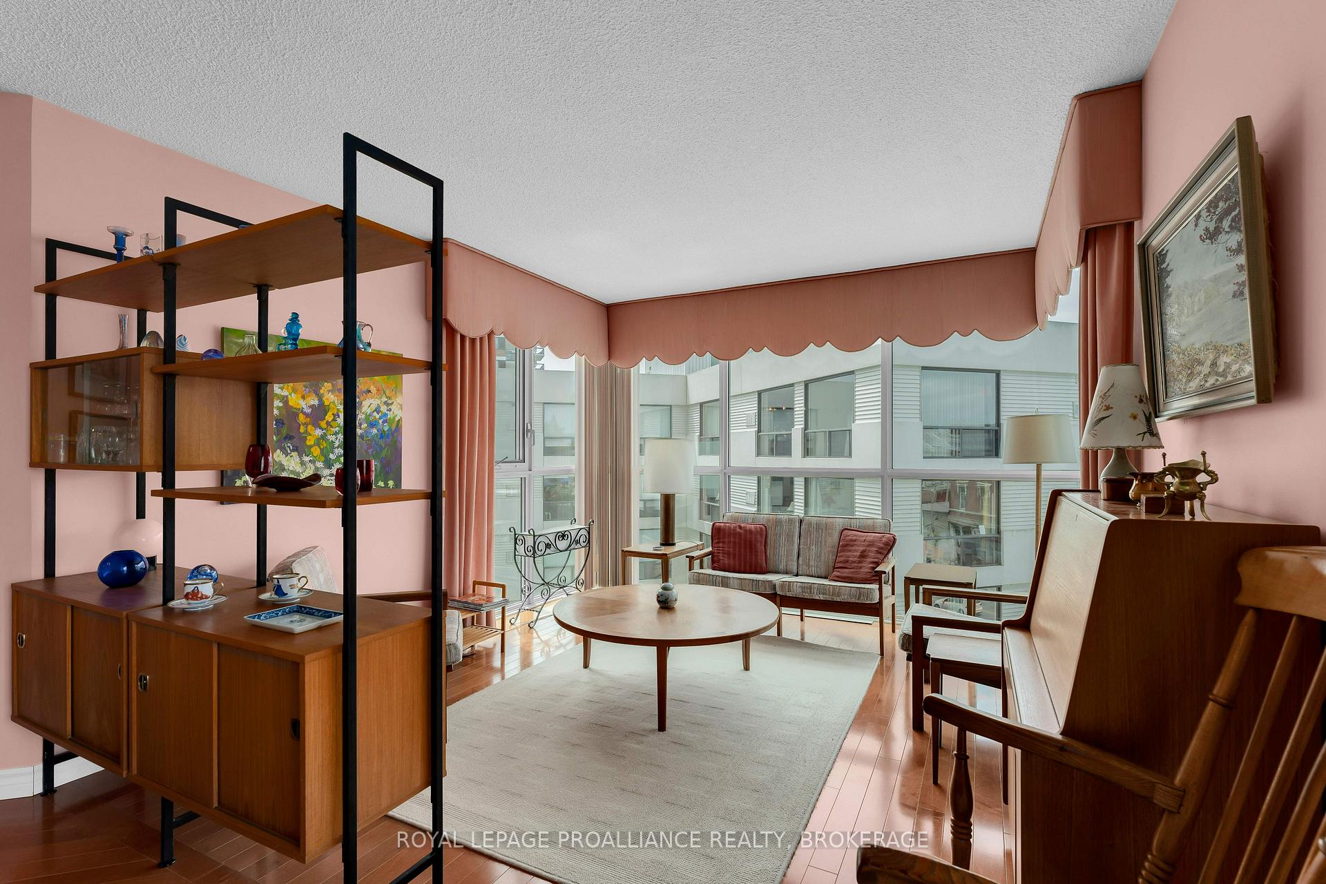 Photo 19 of Unit 403, 185 Ontario Street, Kingston, Central City East — HOMEH