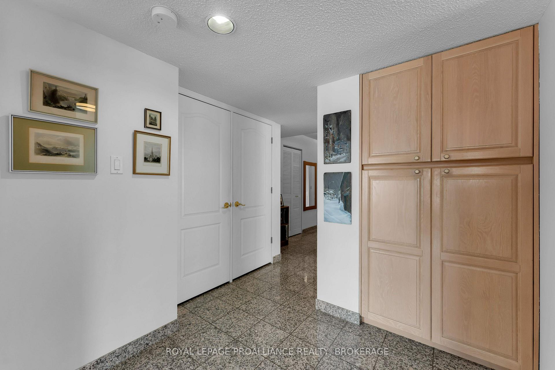 Photo 25 of Unit 403, 185 Ontario Street, Kingston, Central City East — HOMEH
