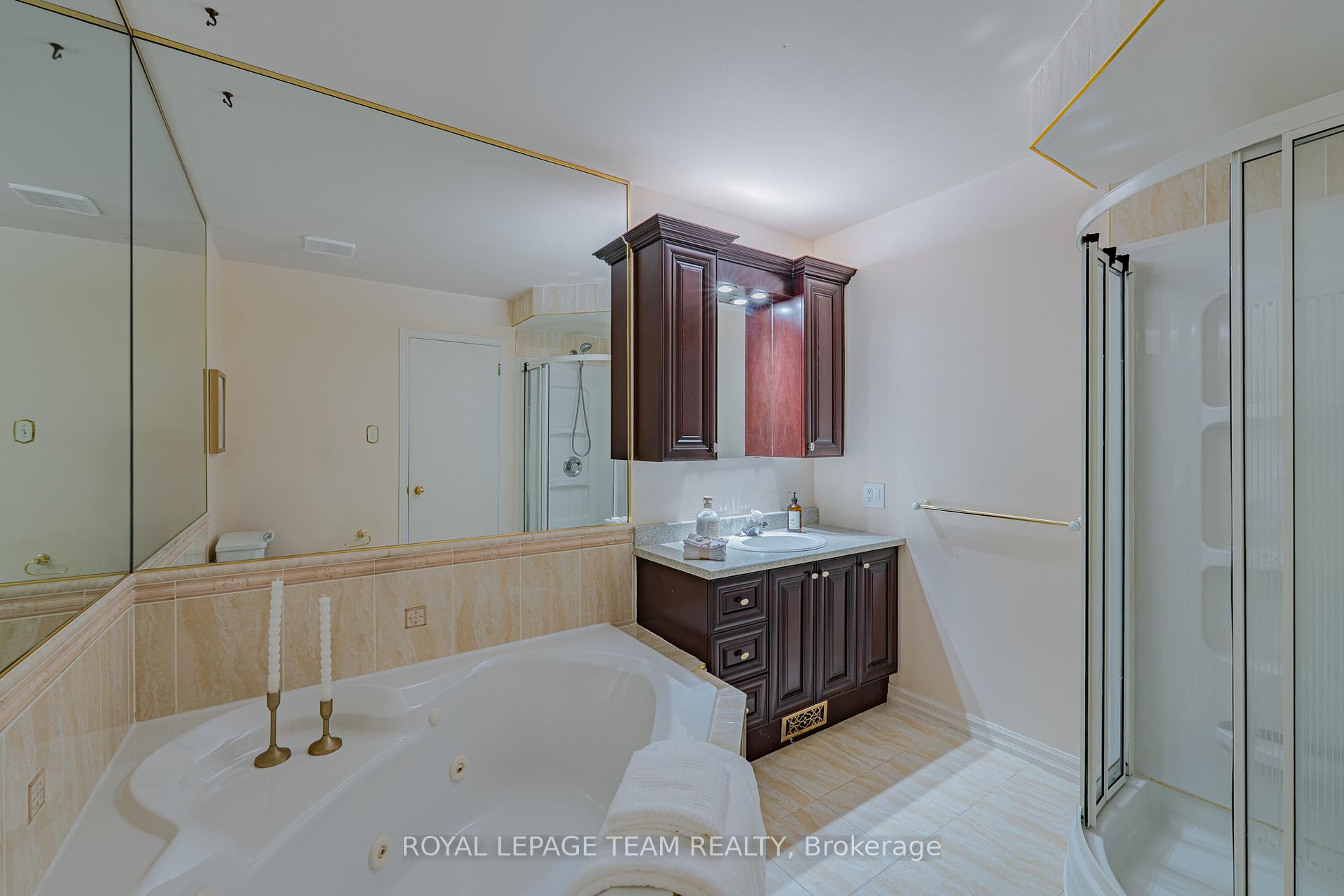 Photo 55 of 1650 Locksley Lane, Ottawa, Beaconwood — HOMEH
