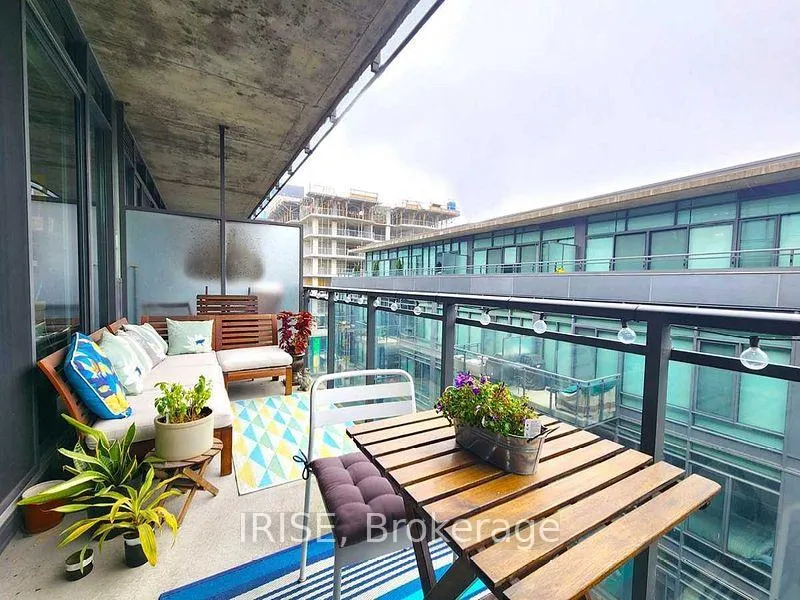 Photo 10 of Unit 813, 90 Broadview Avenue, Toronto, South Riverdale — HOMEH
