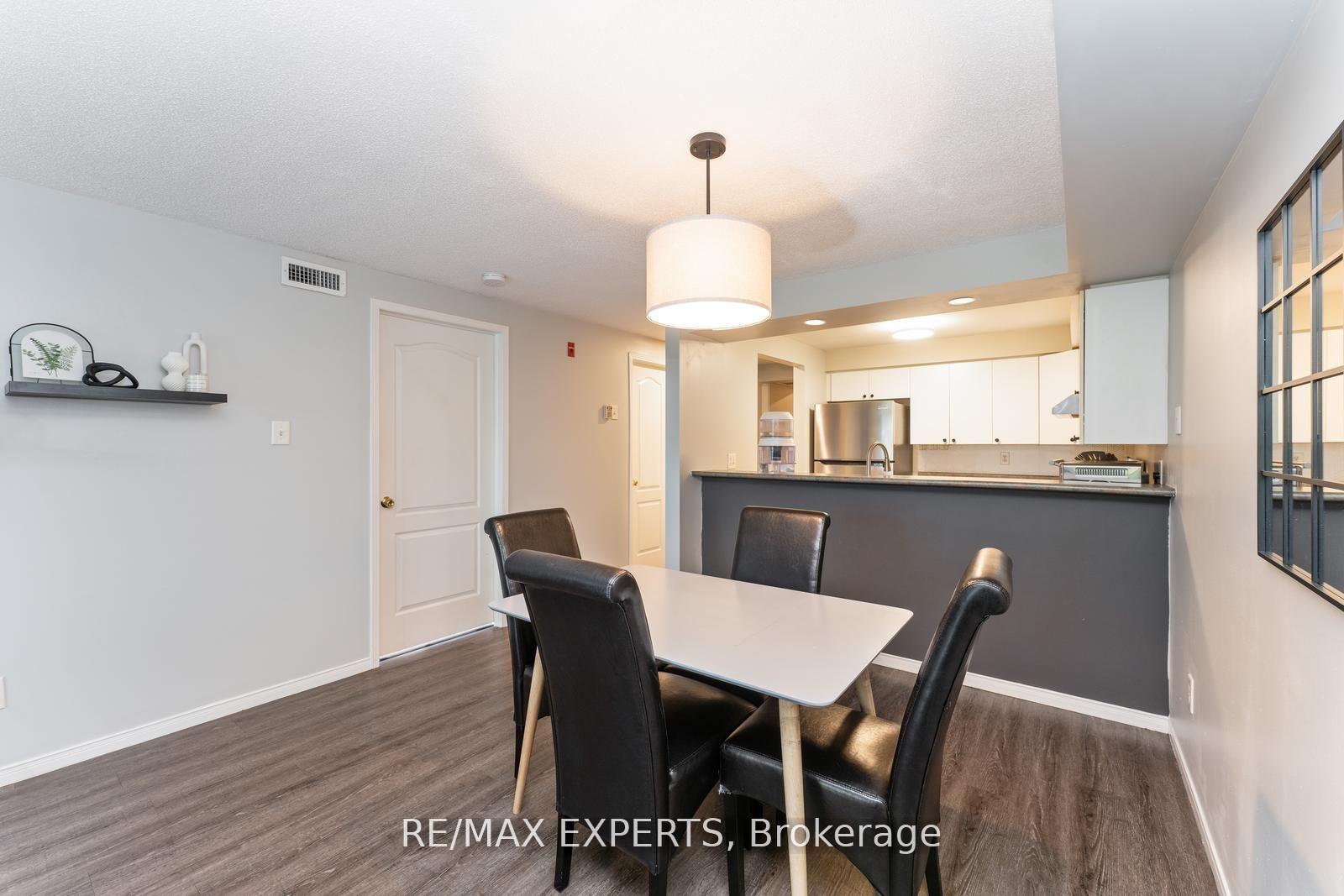 Photo 17 of Unit 403, 117 Edgehill Drive, Barrie, Letitia Heights — HOMEH
