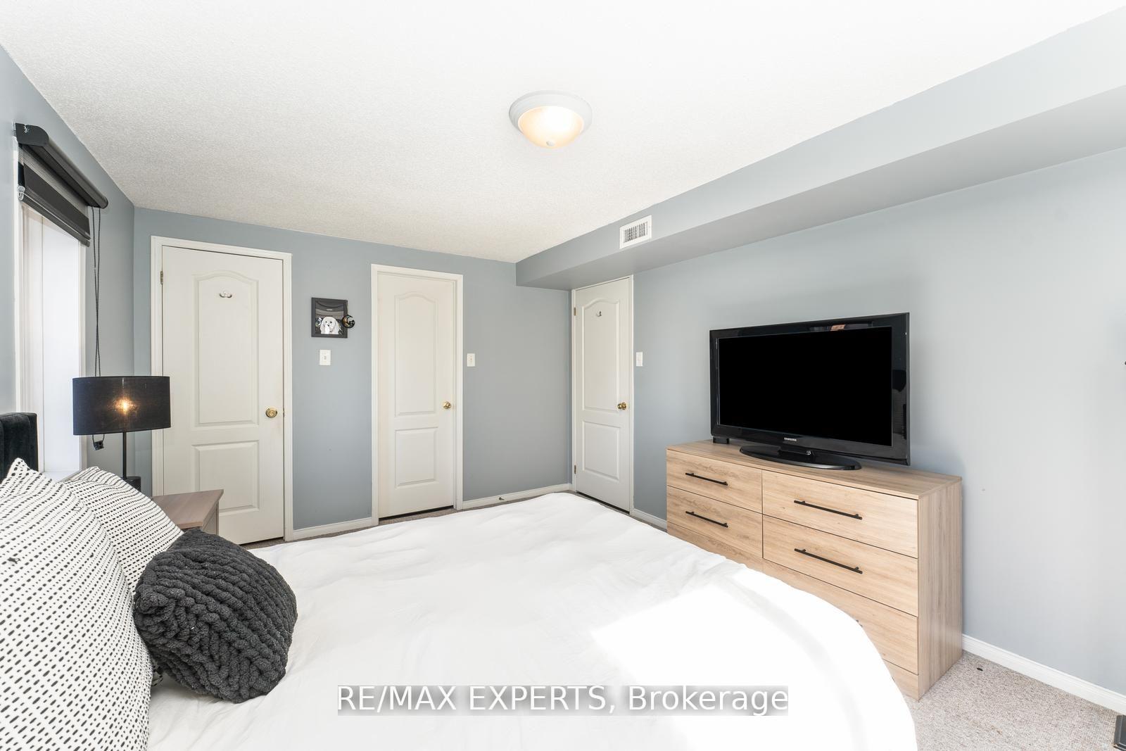Photo 21 of Unit 403, 117 Edgehill Drive, Barrie, Letitia Heights — HOMEH
