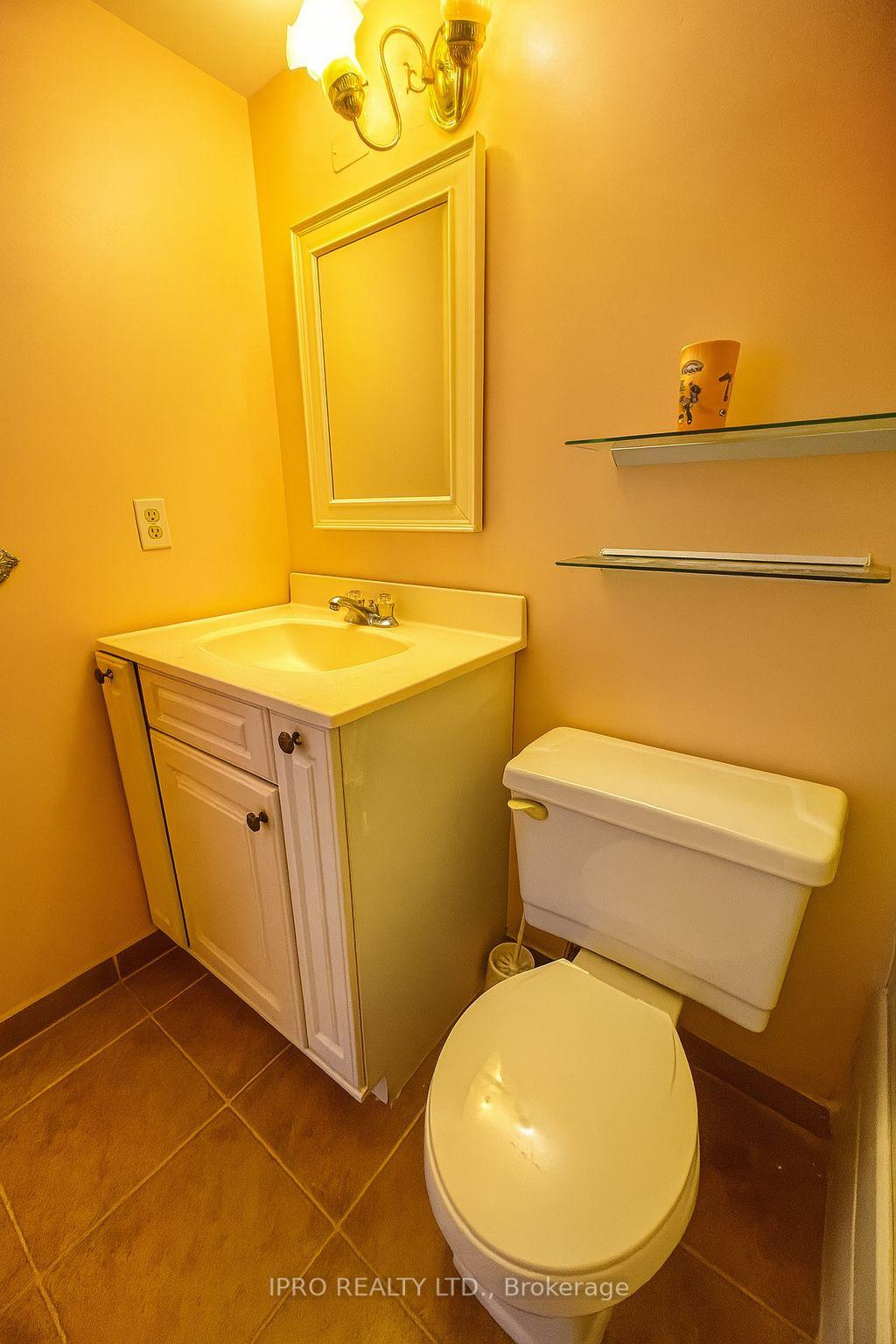 Photo 22 of Unit 1202, 225 Harvard Place, Waterloo — HOMEH