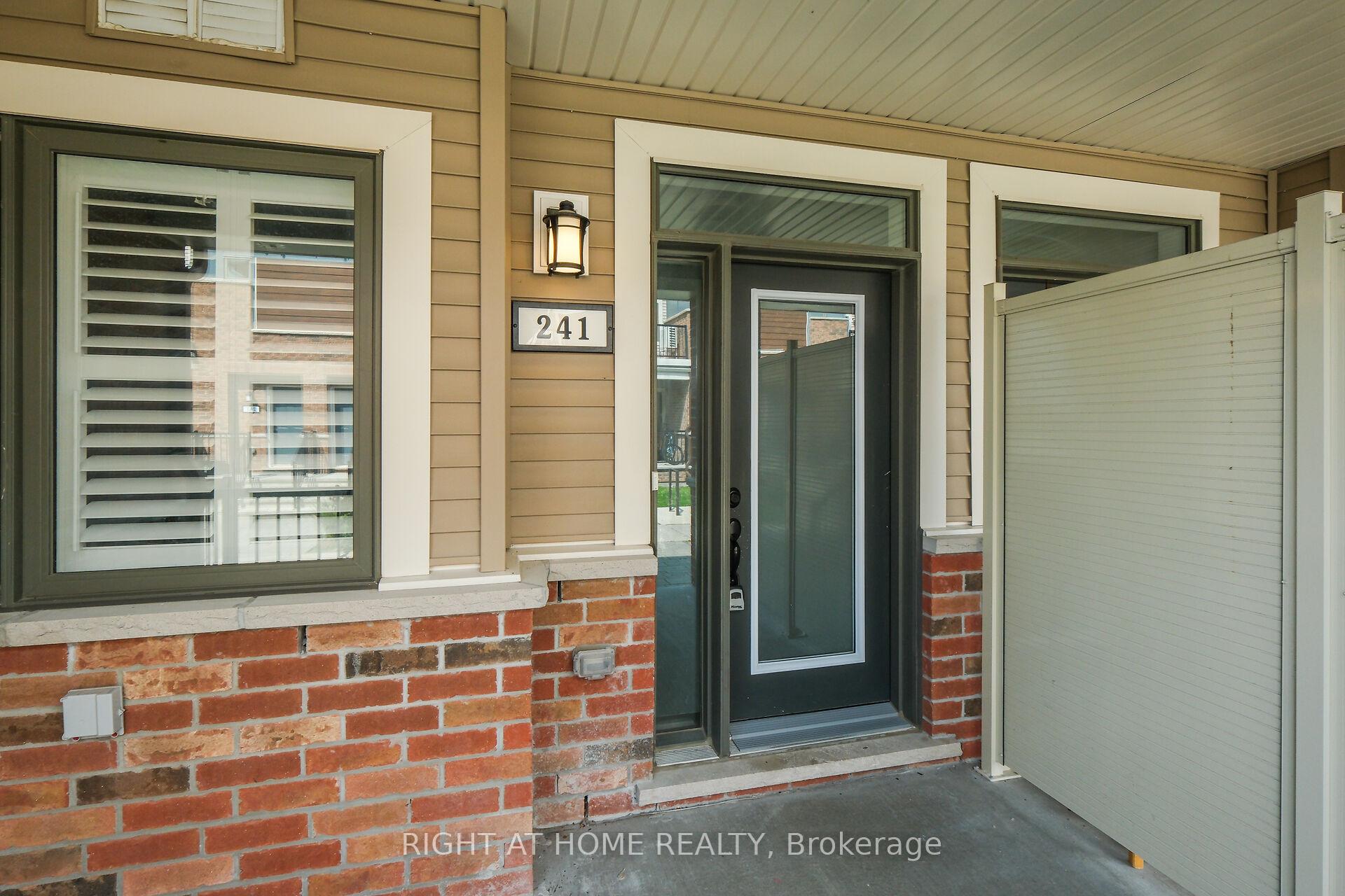 Photo 3 of 241 Zenith, Ottawa, Barrhaven - Half Moon Bay — HOMEH