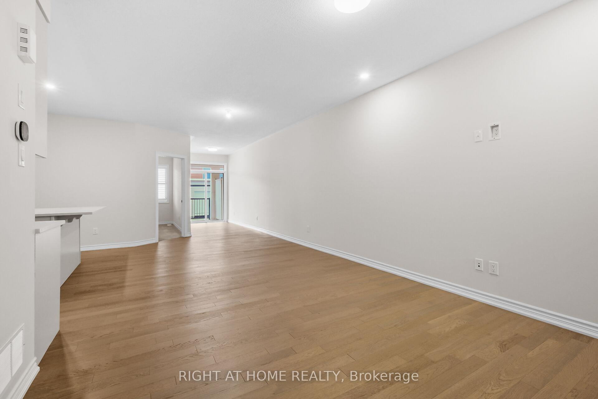Photo 6 of 241 Zenith, Ottawa, Barrhaven - Half Moon Bay — HOMEH
