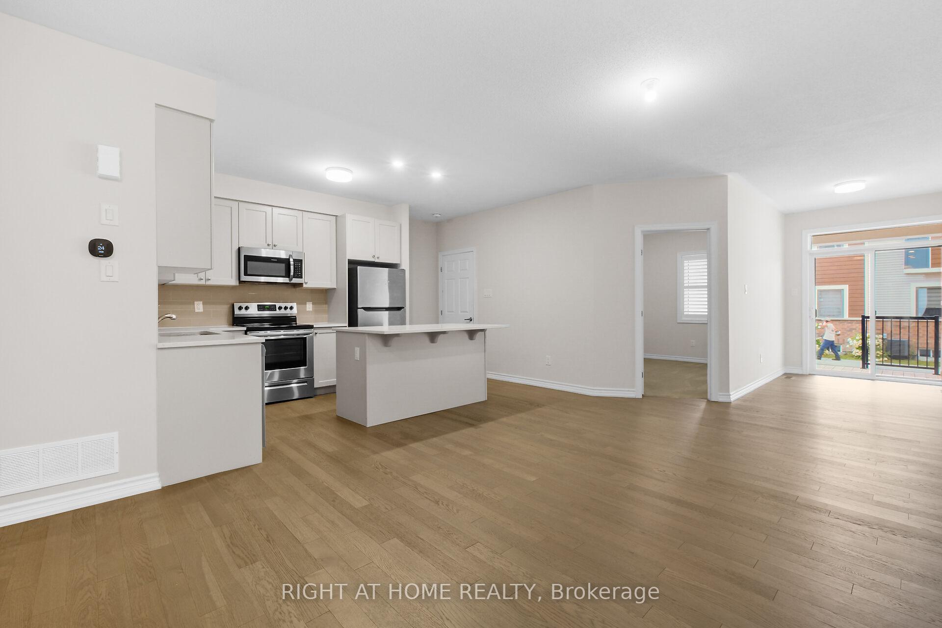 Photo 8 of 241 Zenith, Ottawa, Barrhaven - Half Moon Bay — HOMEH