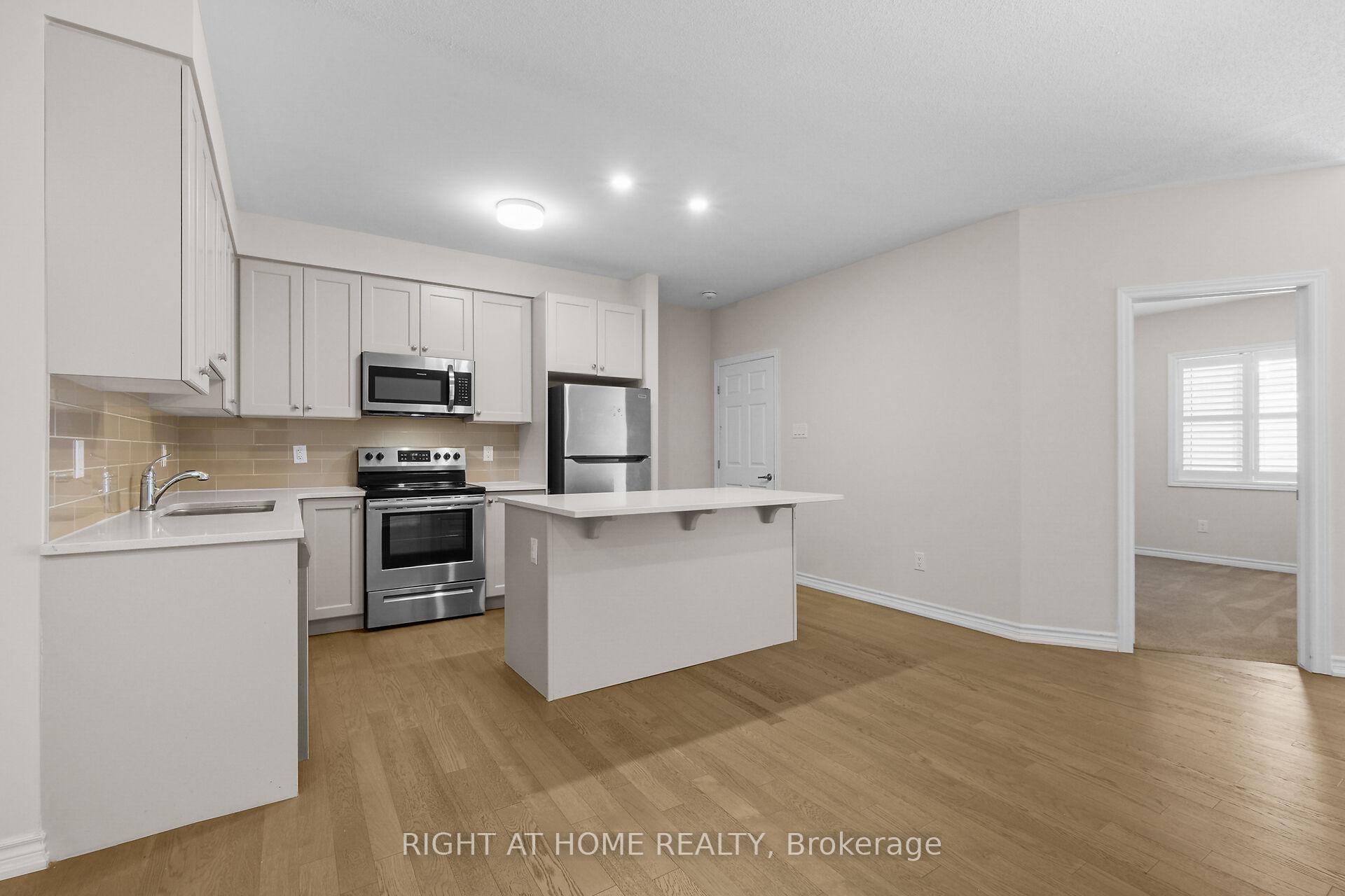 Photo 9 of 241 Zenith, Ottawa, Barrhaven - Half Moon Bay — HOMEH